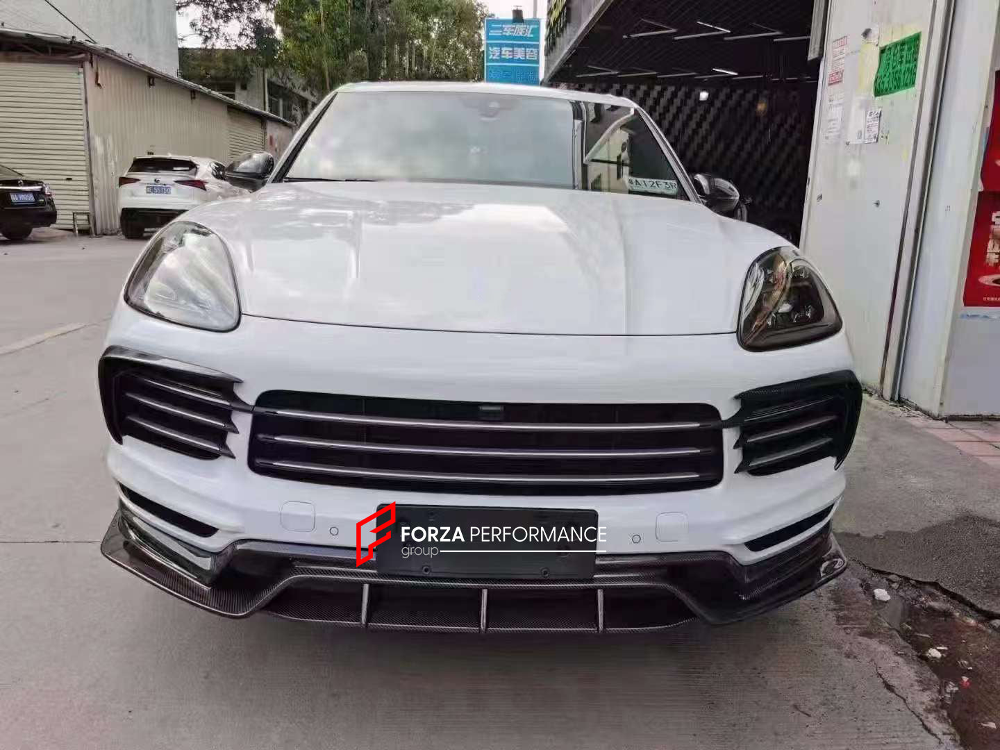 CARBON BODY KIT for PORSCHE CAYENNE 9Y 2019 - 2023  Set includes:  Front Lip Front Vent Covers Rear Diffuser Rear Spoiler Side Skirts Side Fenders