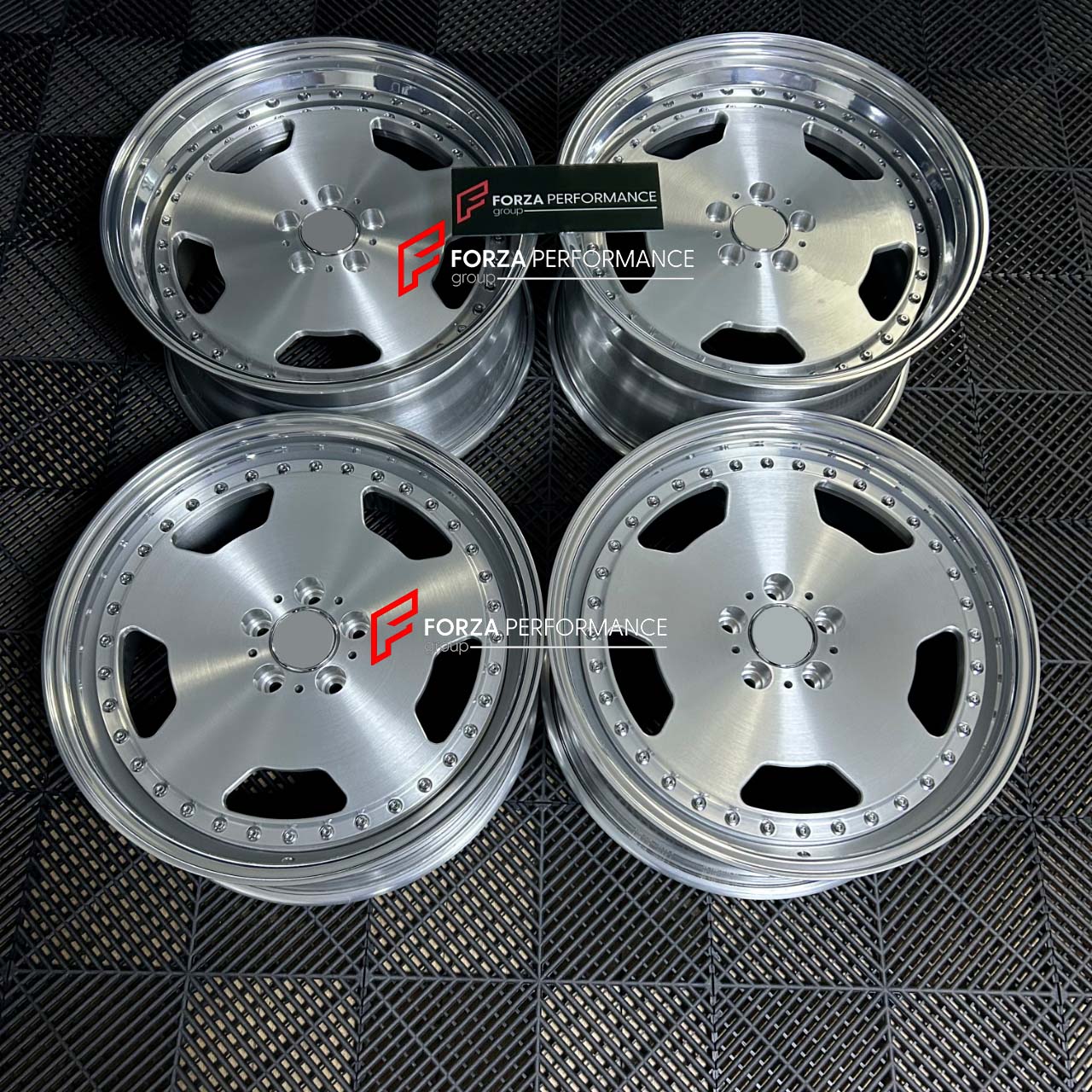We manufacture premium quality forged wheels rims for MERCEDES BENZ SL600 R129 1999 in any design, size, color.
Wheels sizes:
Front: 9 x 8.5 ET 25
Rear: 19 x 9.5 ET 25
Weight:
Front: 11.2 kg (24.25 lbs)
Rear: 11.8 kg (24.25 lbs)
Finishing: Brushed Face with Polished Lip