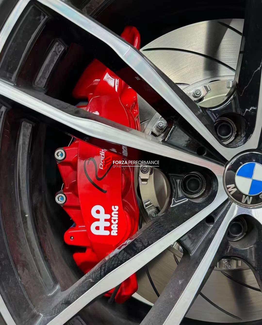 In the photos above you can see an installed Forza Performance Group set of large front brakes for the BMW 3 SERIES G20 325i LCI 2022 with 380x36mm brake discs by 19-inch brake rotors.  Current set includes:  2x Brake calipers AP9562 2x Brake discs 380x36mm 2x Brake caliper adapters 4x Brake Pads  2x Brake hoses and installation kits with nipples
