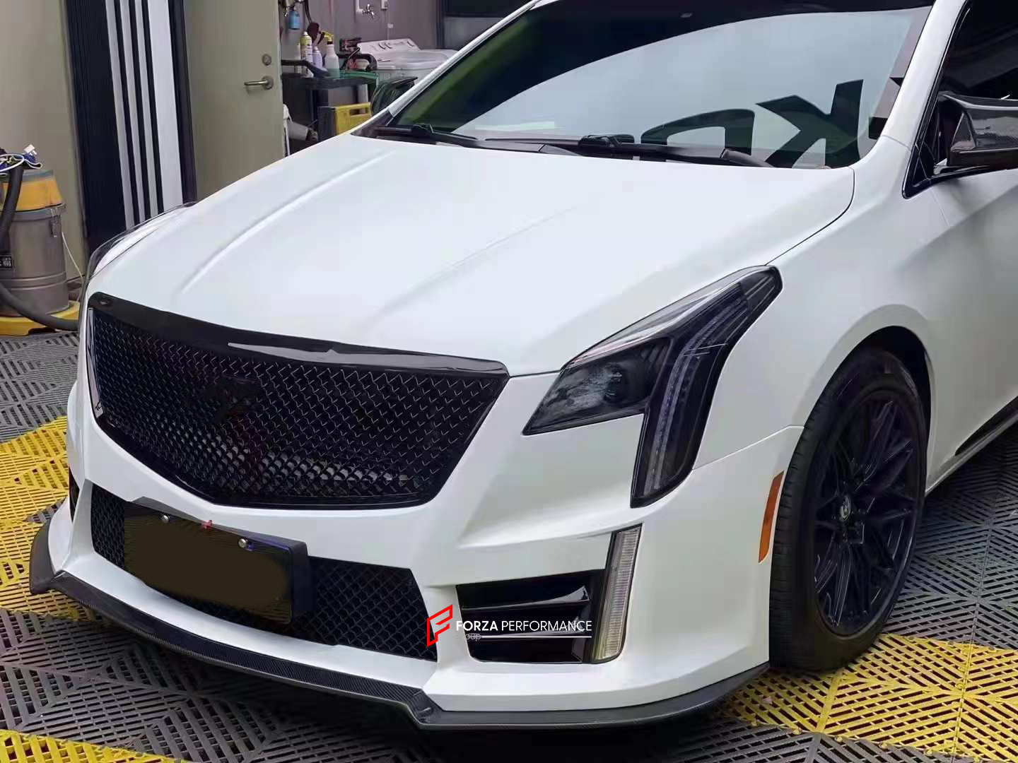 BODY KIT FOR CADILLAC XTS BODY KIT 2018 - 2019  Set includes:  Front Bumper Assembly Rear Diffuser Rear Spoiler