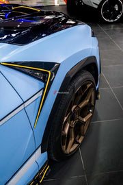 CARBON BODY KIT for LAMBORGHINI URUS 2018+
Set includes:
Front Lip
Front Canards
Hood
Side Skirts
Door Trims
Side Fenders
Side Mirror Covers
Rear Canards
Roof Spoiler
Rear Spoiler
Rear Diffuser