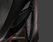 CARBON HEADLIGHT COVERS for MCLAREN ARTURA 2021+
Set includes:
Headlight Covers 
Material: Carbon Fiber
NOTE: Professional installation is required.