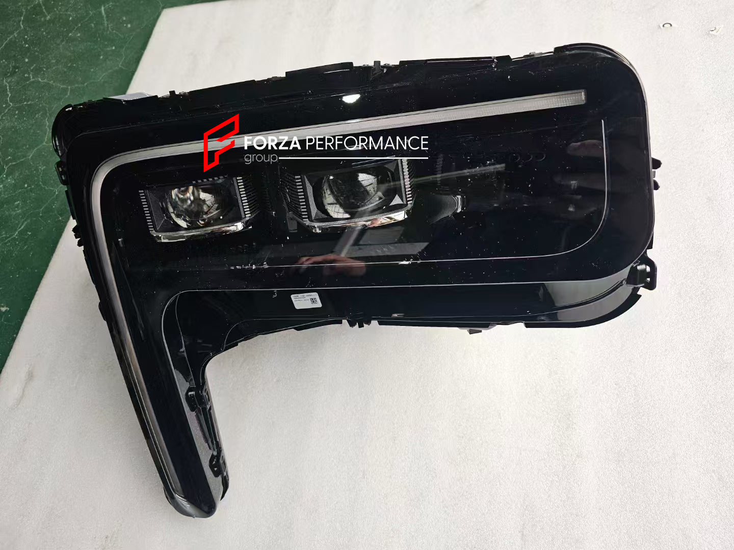 CONVERSION DRY CARBON BODY KIT for ROLLS ROYCE CULLINAN 2018 - 2025 UPGRADE to SERIES II 2025
Set includes:
Front Bumper
Grille Frame
Grille
Original Rolls-Royce Headlights