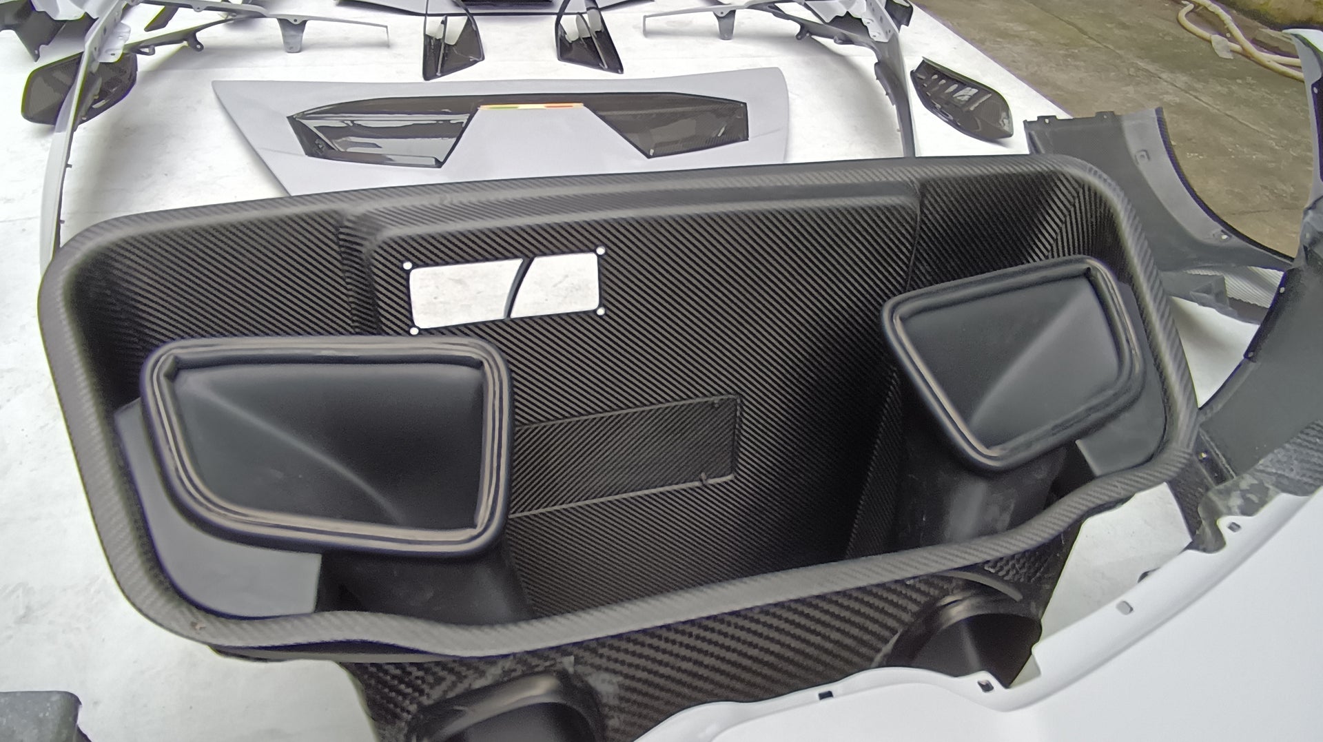 Conversion Carbon Body kit For Lamborghini Huracan LP580 LP610 to HURACAN STO