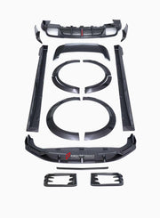 DRY CARBON BODY KIT for PORSCHE CAYENNE 9Y0 9YB COUPE FACELIFT 2023+
Set includes:
Front Lip
Front Bumper Air Vent Trims
Side Skirts
Roof Spoiler
Rear Diffuser