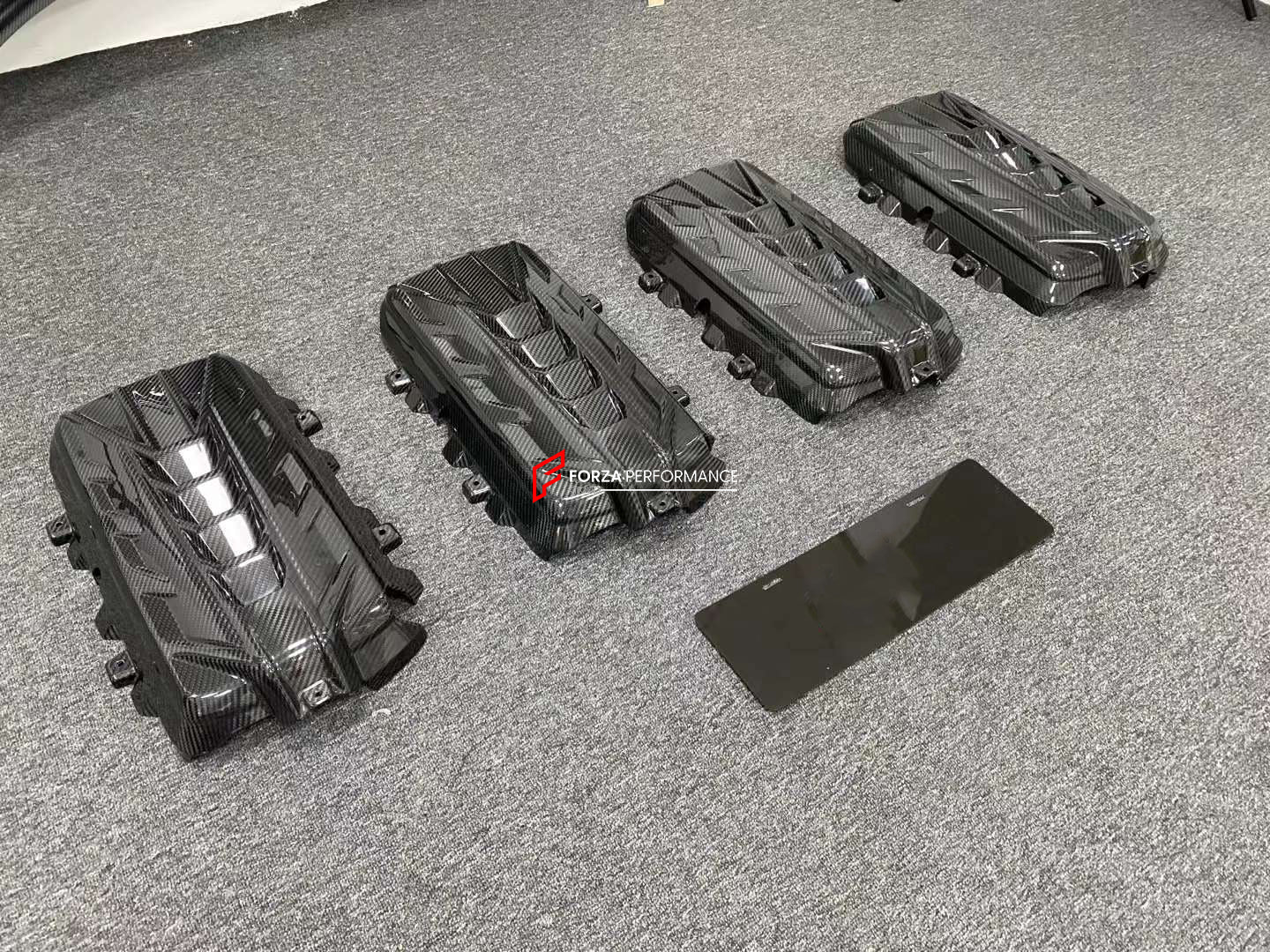 DRY CARBON ENGINE COVER for CHEVROLET CORVETTE C8 STINGRAY 2020+  Set includes:  Engine Cover
