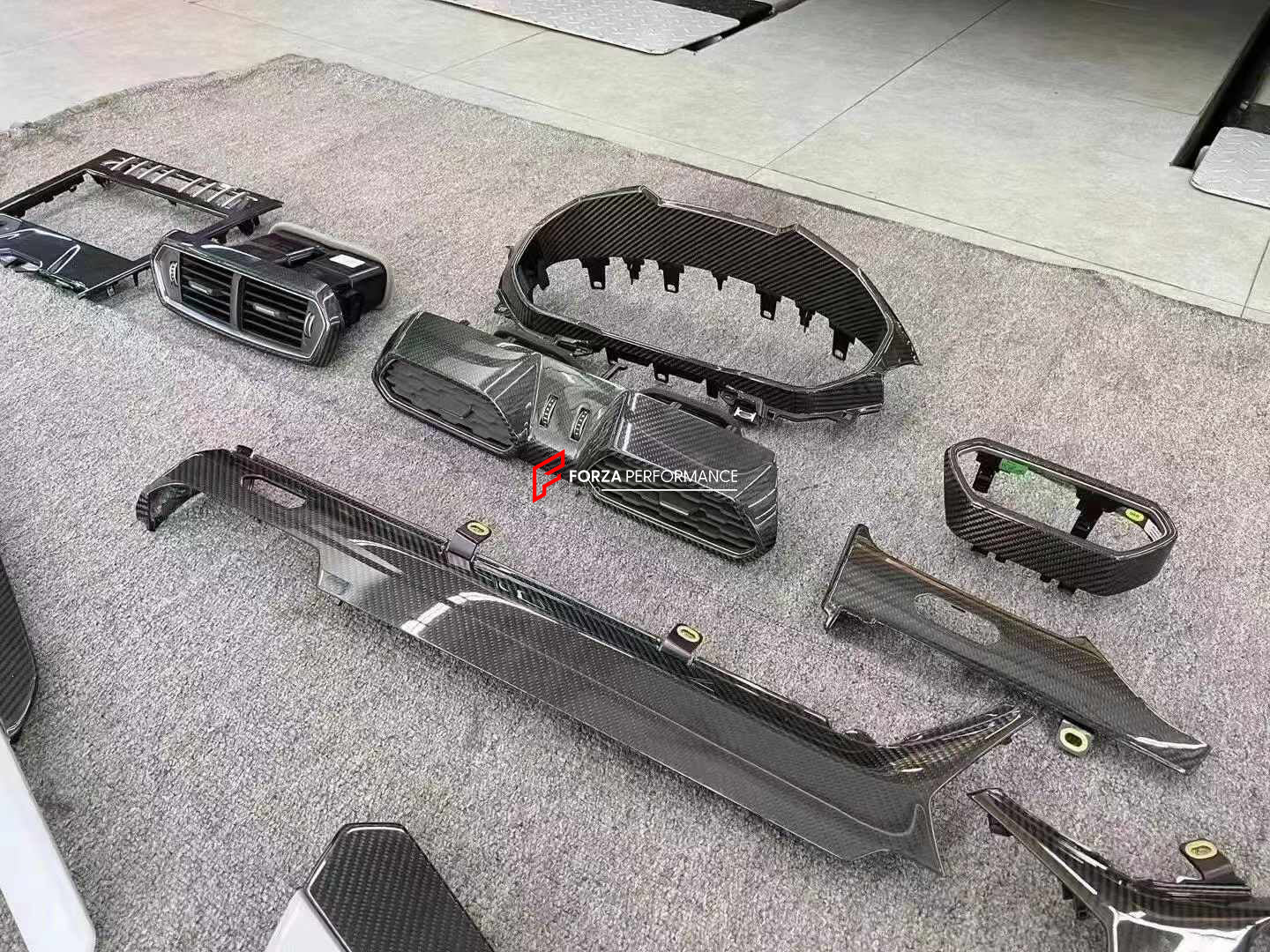 DRY CARBON INTERIOR TRIM KIT COVERS for LAMBORGHINI URUS | S | SE | PERFORMANTE | ST-X 2023+
Set includes:
Dashboard Trims
Center Console Box Trim
Gear Shift Cup Frame Trim
Rear Seats Replacement Covers
Steering Wheel Trims
Door Trims
Rear Cup Holder Trim
Side Mirror Replacement Covers