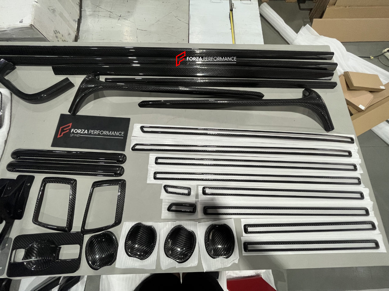 DRY CARBON BODY KIT for MERCEDES-BENZ G-CLASS G63 W463A W464 2021+  Set includes:  Front Diffuser Front Grille Side Fenders Side Vents Rear Diffuser Rear Spoiler Exhaust Tips