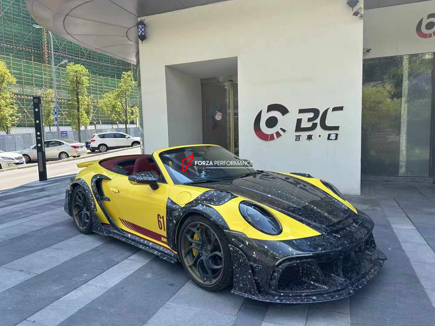 MANSORY STYLE FORGED CARBON BODY KIT for PORSCHE 911 992 CARRERA TURBO S
Set includes:
Front Bumper Assembly
Hood
Fender Flares
Fender Vents
Side Mirror Covers
Side Skirts
Side Vent Covers
Rear Bumper Assembly
