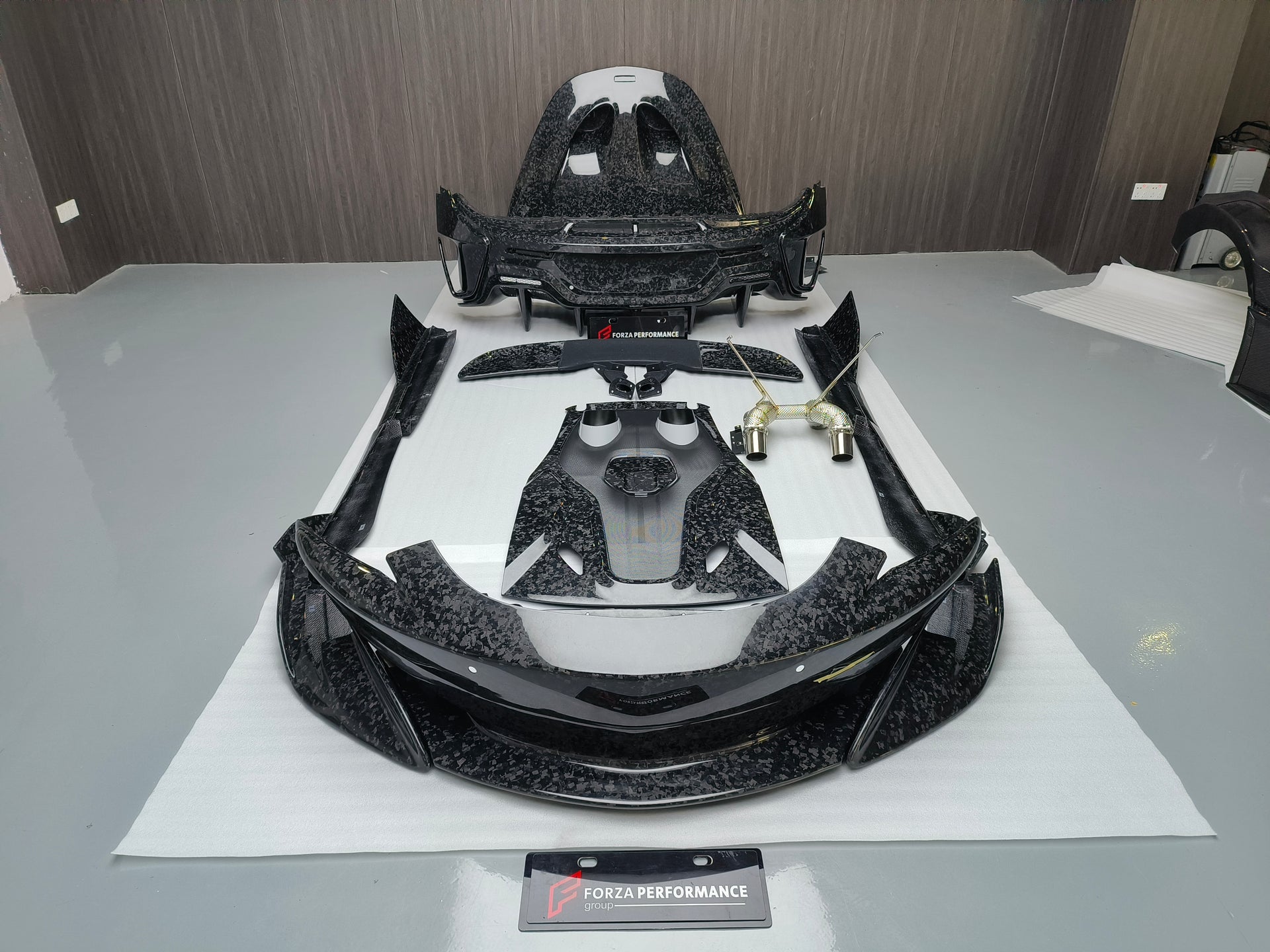 CARBON FIBER CONVERSION BODY KIT FOR MCLAREN 570S 540C TO 600LT