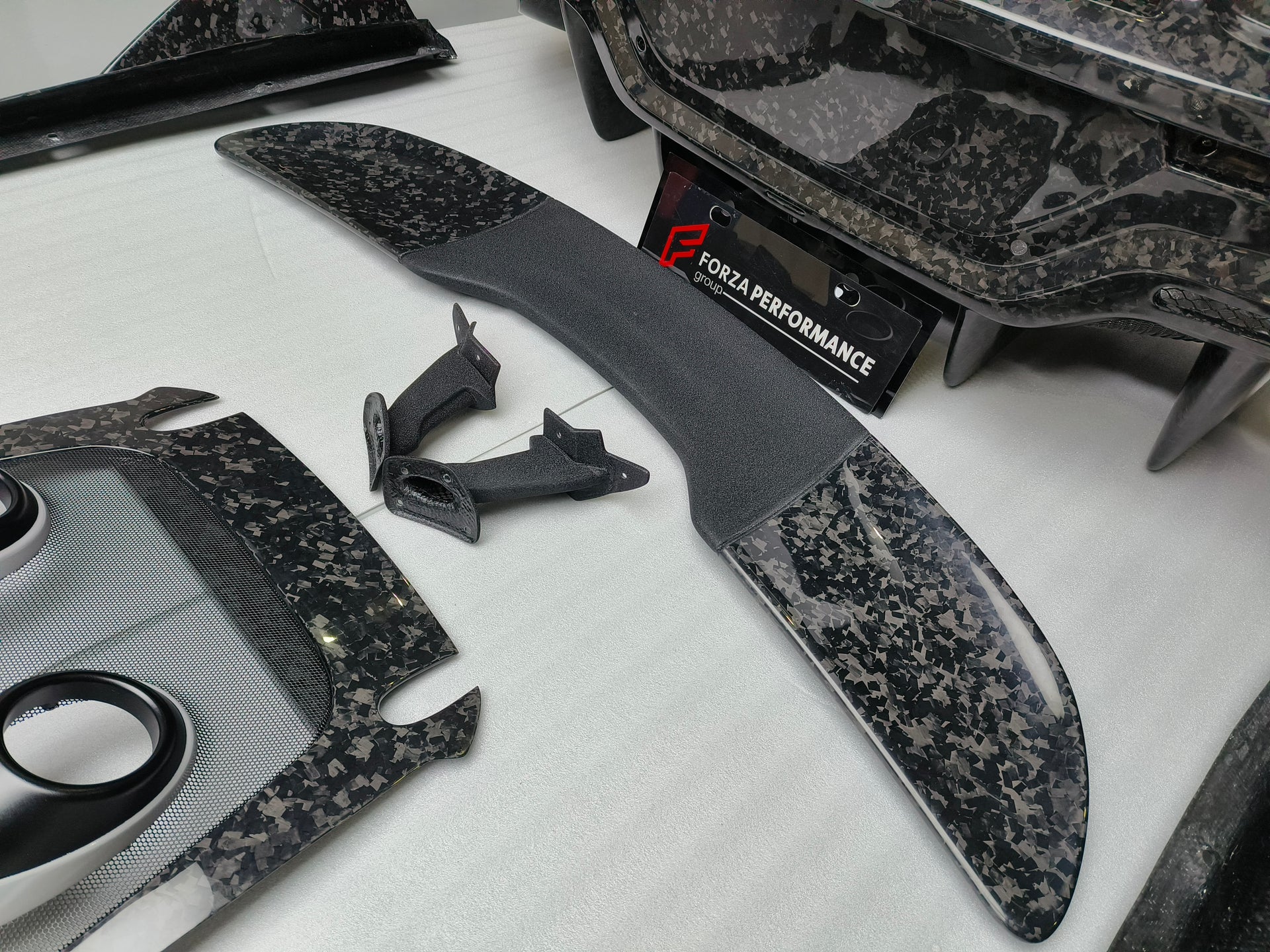 CARBON FIBER CONVERSION BODY KIT FOR MCLAREN 570S 540C TO 600LT