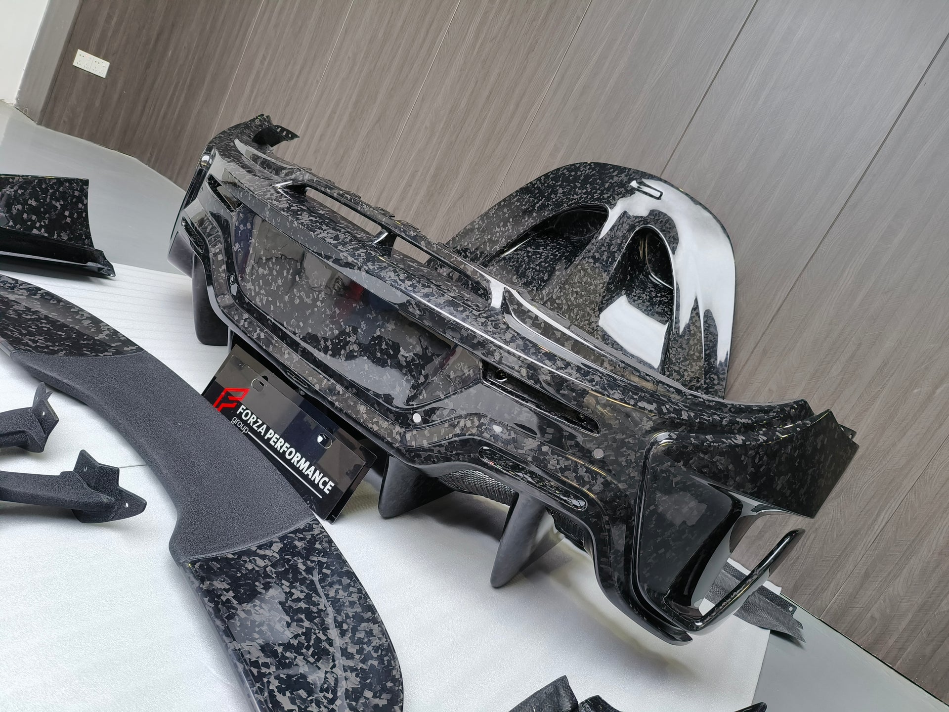 CARBON FIBER CONVERSION BODY KIT FOR MCLAREN 570S 540C TO 600LT