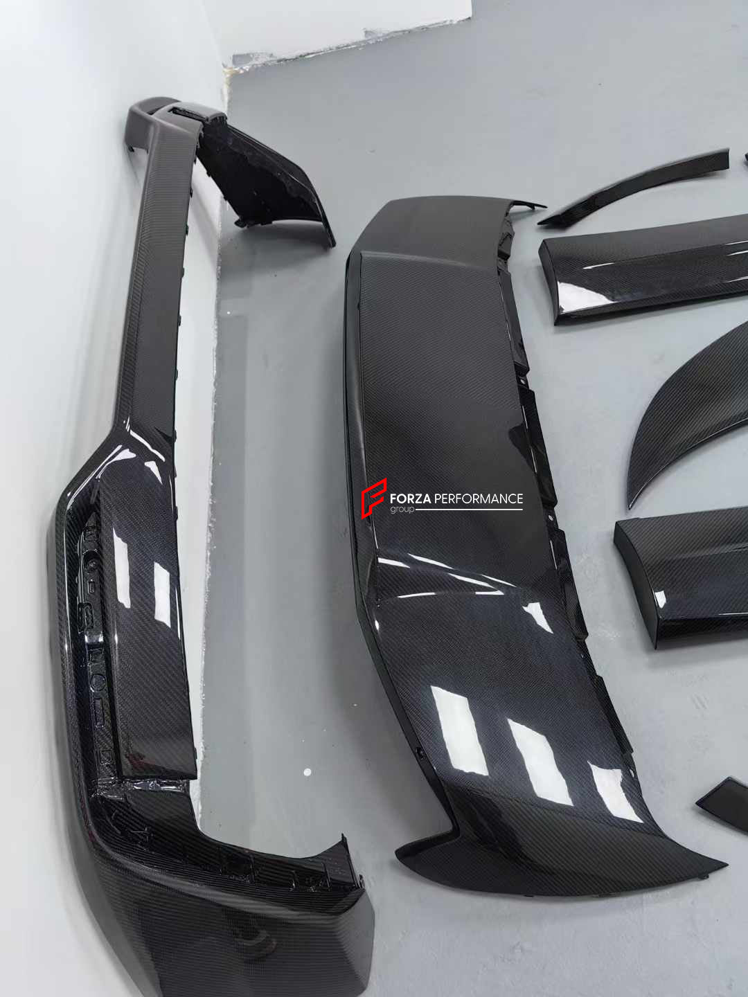 OEM CARBON PARTS for LOTUS ELETRE 2024+
Set includes:
Front Lip
Front Bumper
Side Fenders
Side Skirts
Rear Spoiler
Rear Diffuser