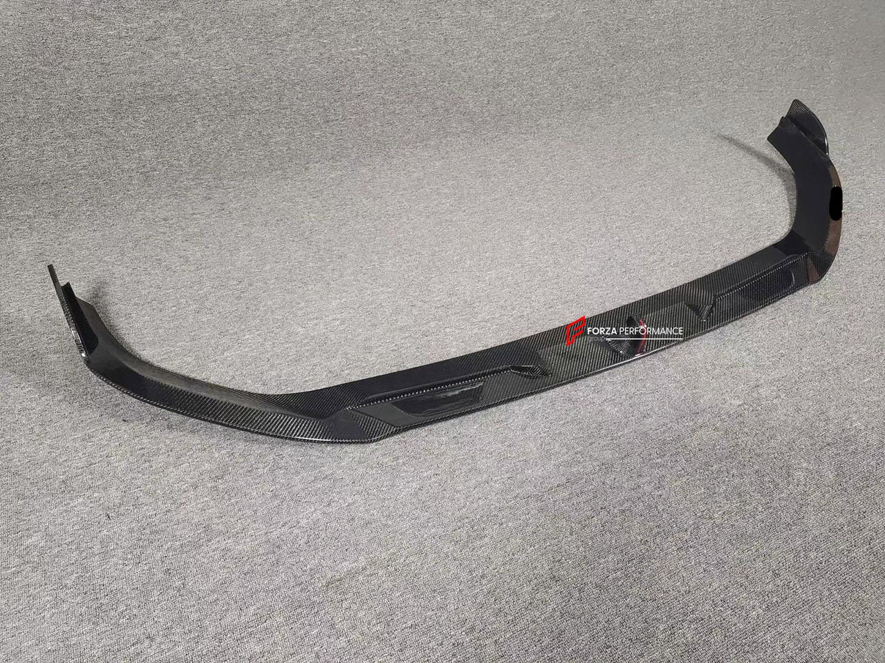 RSQ7 STYLE GLOSSY BLACK FRONT GRILLE and DRY CARBON FRONT LIP for AUDI Q7 4M FACELIFT 2019 - 2024  Set includes:  Front Grille Front Lip