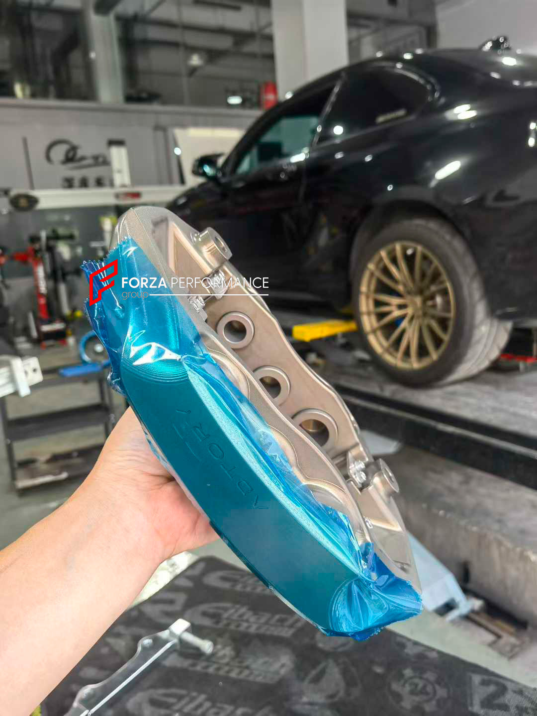 ADTORY X FORZA PERFORMANCE RACE BIG BRAKE KIT BBK for BMW M2 F87 LCI 2015 - 2021
ADTORY Brake Kits are engineered as bolt on upgrades that work with the factory master cylinder and ABS, delivering stronger, more repeatable stops with the pedal feel you want. Whether you cruise the city, carve canyons, or chase lap times.
Highlights
Track-ready, heat-resistant components.
Jewel-like caliper finish is incredibly durable and easy to clean
Pistons are calibrated to integrate smoothly with the Factory OEM mas