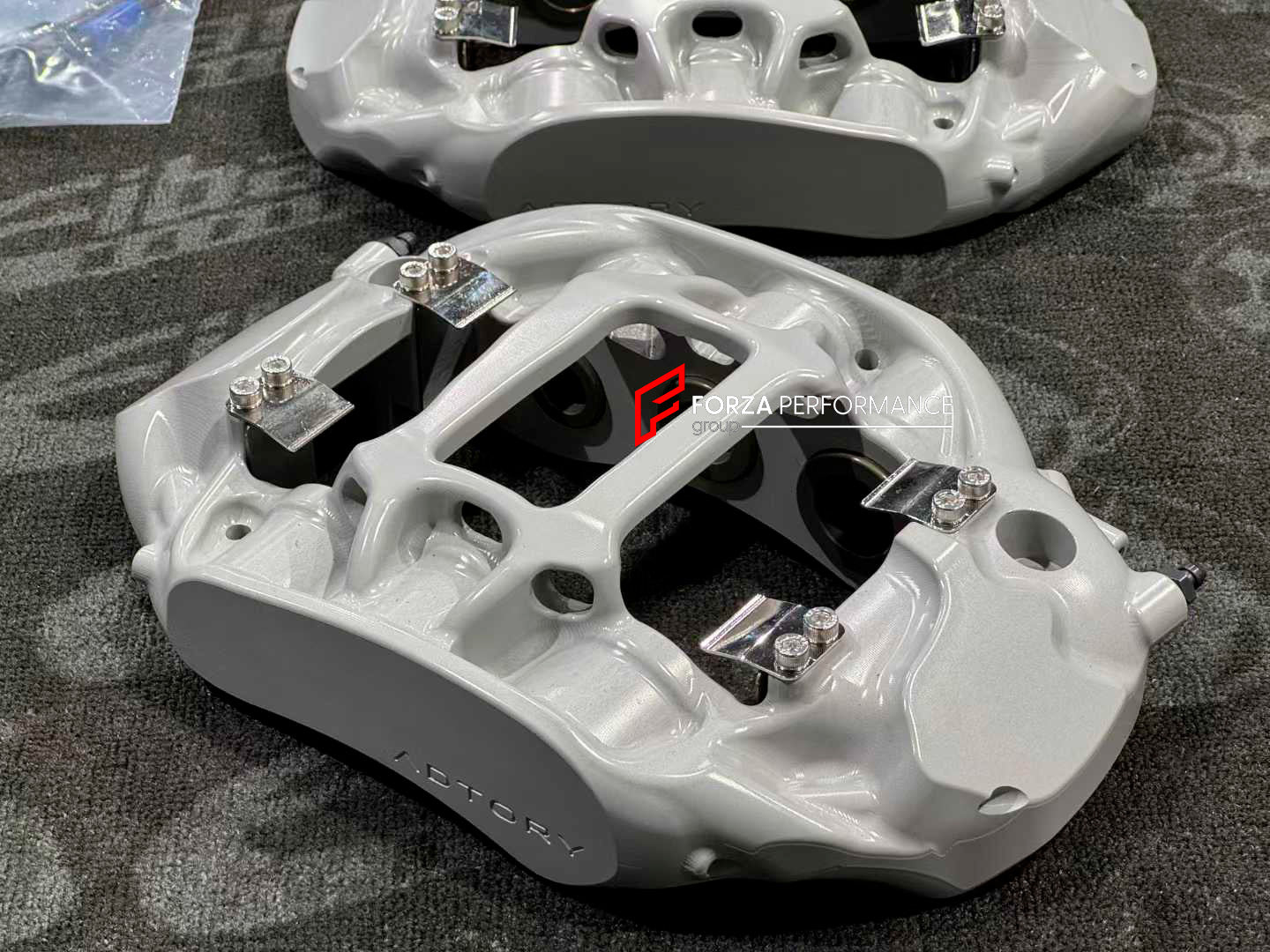 ADTORY X FORZA PERFORMANCE RACE BIG BRAKE KIT BBK for BMW M2 F87 LCI 2015 - 2021
ADTORY Brake Kits are engineered as bolt on upgrades that work with the factory master cylinder and ABS, delivering stronger, more repeatable stops with the pedal feel you want. Whether you cruise the city, carve canyons, or chase lap times.
Highlights
Track-ready, heat-resistant components.
Jewel-like caliper finish is incredibly durable and easy to clean
Pistons are calibrated to integrate smoothly with the Factory OEM mas