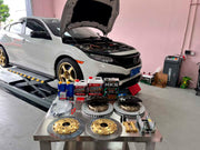 ADTORY X FORZA PERFORMANCE RACE BIG BRAKE KIT BBK for HONDA CIVIC SI FC1 2017 - 2020
ADTORY Brake Kits are engineered as bolt on upgrades that work with the factory master cylinder and ABS, delivering stronger, more repeatable stops with the pedal feel you want. Whether you cruise the city, carve canyons, or chase lap times.
Highlights
Track-ready, heat-resistant components.
Jewel-like caliper finish is incredibly durable and easy to clean
Pistons are calibrated to integrate smoothly with the Factory OEM