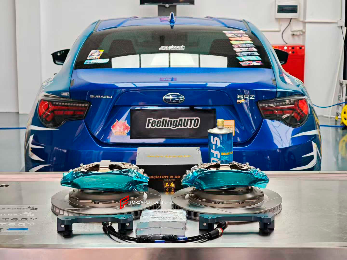 ADTORY X FORZA PERFORMANCE RACE BIG BRAKE KIT BBK for SUBARU BRZ 1 ZN6 ZC6 2012 - 2021
ADTORY Brake Kits are engineered as bolt on upgrades that work with the factory master cylinder and ABS, delivering stronger, more repeatable stops with the pedal feel you want. Whether you cruise the city, carve canyons, or chase lap times.
Highlights
Track-ready, heat-resistant components.
Jewel-like caliper finish is incredibly durable and easy to clean
Pistons are calibrated to integrate smoothly with the Factory O