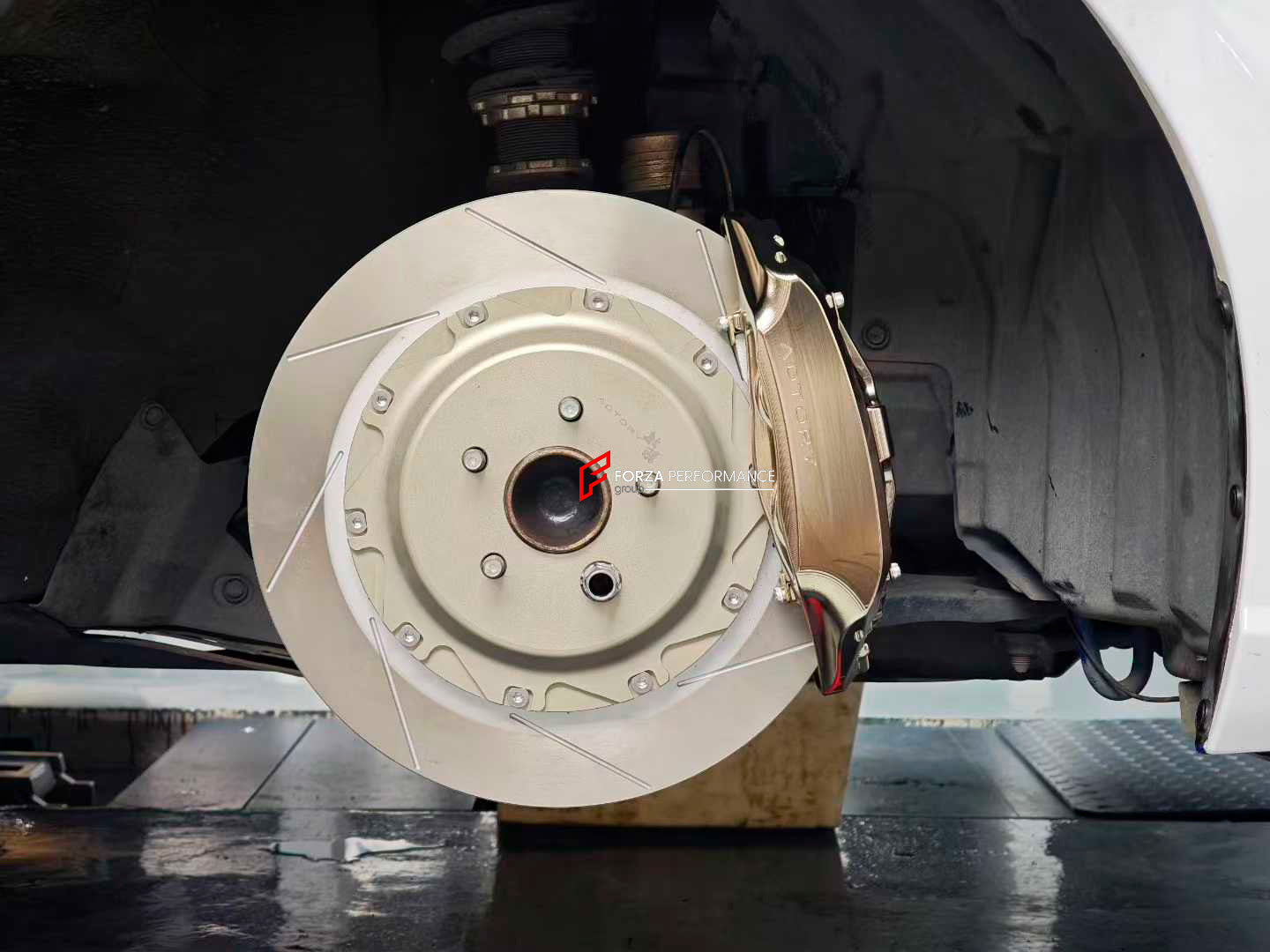 ADTORY X FORZA PERFORMANCE RACE BIG BRAKE KIT BBK for SUBARU BRZ 1 ZN6 ZC6 2012 - 2021
ADTORY Brake Kits are engineered as bolt on upgrades that work with the factory master cylinder and ABS, delivering stronger, more repeatable stops with the pedal feel you want. Whether you cruise the city, carve canyons, or chase lap times.
Highlights
Track-ready, heat-resistant components.
Jewel-like caliper finish is incredibly durable and easy to clean
Pistons are calibrated to integrate smoothly with the Factory O