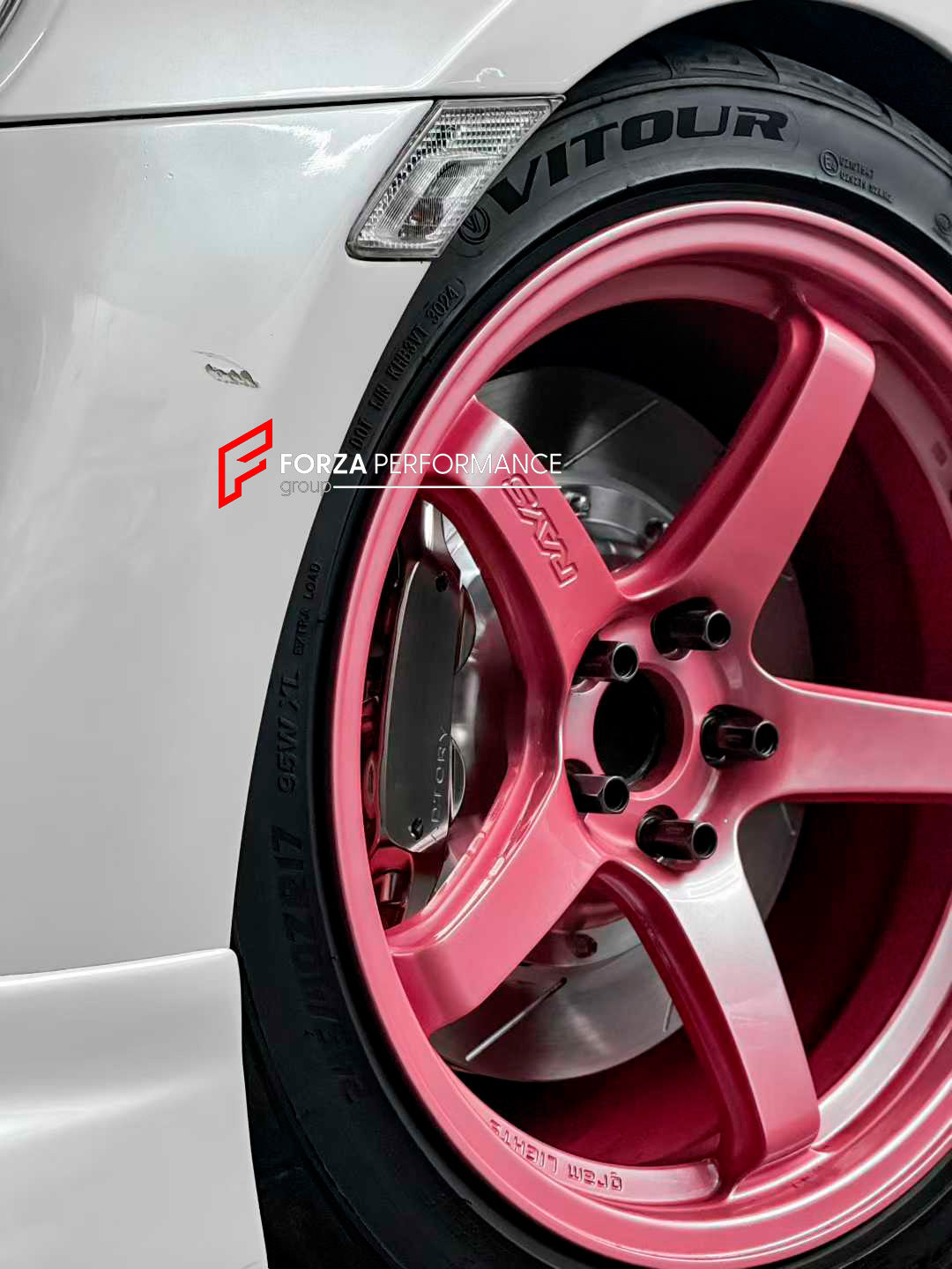 ADTORY X FORZA PERFORMANCE RACE BIG BRAKE KIT BBK for TOYOTA GT86 ZN6 2012 - 2020
ADTORY Brake Kits are engineered as bolt on upgrades that work with the factory master cylinder and ABS, delivering stronger, more repeatable stops with the pedal feel you want. Whether you cruise the city, carve canyons, or chase lap times.
Highlights
Track-ready, heat-resistant components.
Jewel-like caliper finish is incredibly durable and easy to clean
Pistons are calibrated to integrate smoothly with the Factory OEM ma