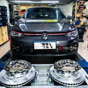 ADTORY X FORZA PERFORMANCE RACE BIG BRAKE KIT BBK for VOLKSWAGEN GOLF GTI MK8 CD1 2020+
ADTORY Brake Kits are engineered as bolt on upgrades that work with the factory master cylinder and ABS, delivering stronger, more repeatable stops with the pedal feel you want. Whether you cruise the city, carve canyons, or chase lap times.
Highlights
Track-ready, heat-resistant components.
Jewel-like caliper finish is incredibly durable and easy to clean
Pistons are calibrated to integrate smoothly with the Factory