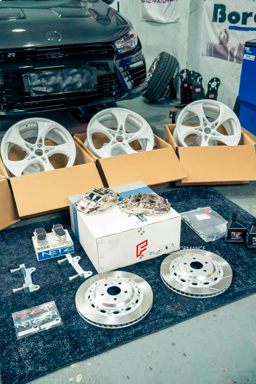 ADTORY X FORZA PERFORMANCE RACE BIG BRAKE KIT BBK for VOLKSWAGEN SCIROCCO 3 FACELIFT 2014 - 2017
ADTORY Brake Kits are engineered as bolt on upgrades that work with the factory master cylinder and ABS, delivering stronger, more repeatable stops with the pedal feel you want. Whether you cruise the city, carve canyons, or chase lap times.
Highlights
Track-ready, heat-resistant components.
Jewel-like caliper finish is incredibly durable and easy to clean
Pistons are calibrated to integrate smoothly with the