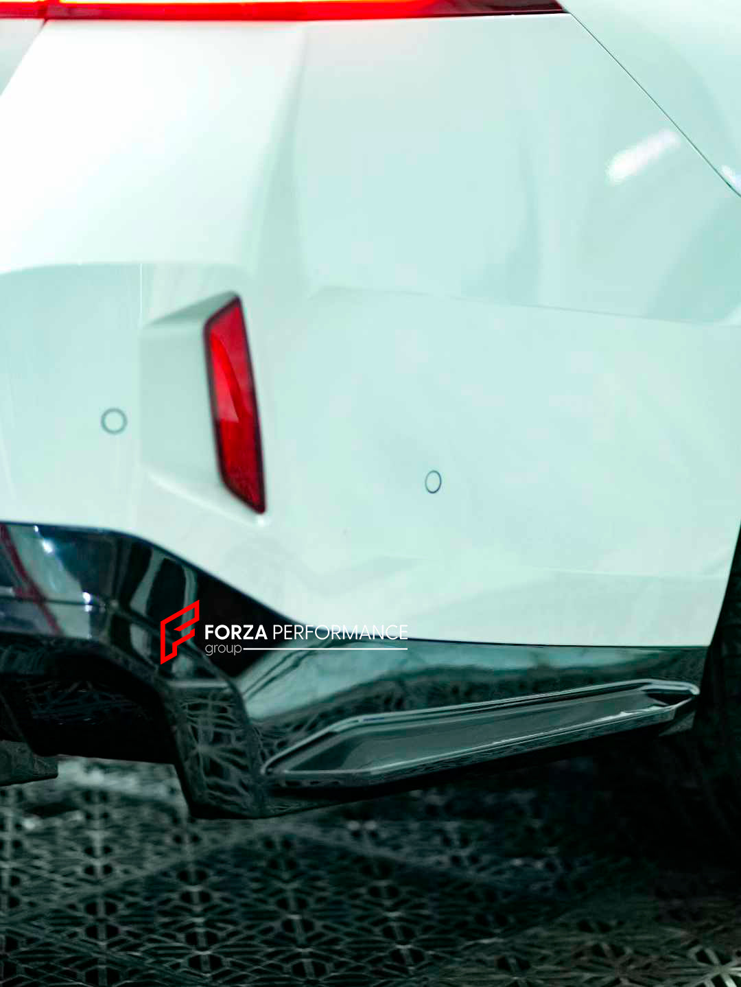 AERO KIT for BMW 5 SERIES G60 2023+
Set includes:
Front Lip
Rear Spoiler
Rear Diffuser
Material: Plastic
CONTACT US FOR PRICING
Payment ►
Visa
Mastercard
PayPal with a credit card (add 4.4% at checkout)
Payoneer
Cryptocurrency
Shipment ►
By express DHL/UPS/TNT/FedEx
To the local international airport
Special line by air
Special line by the sea
To Europe and the UK by train
Please let us know which shipping option you prefer.