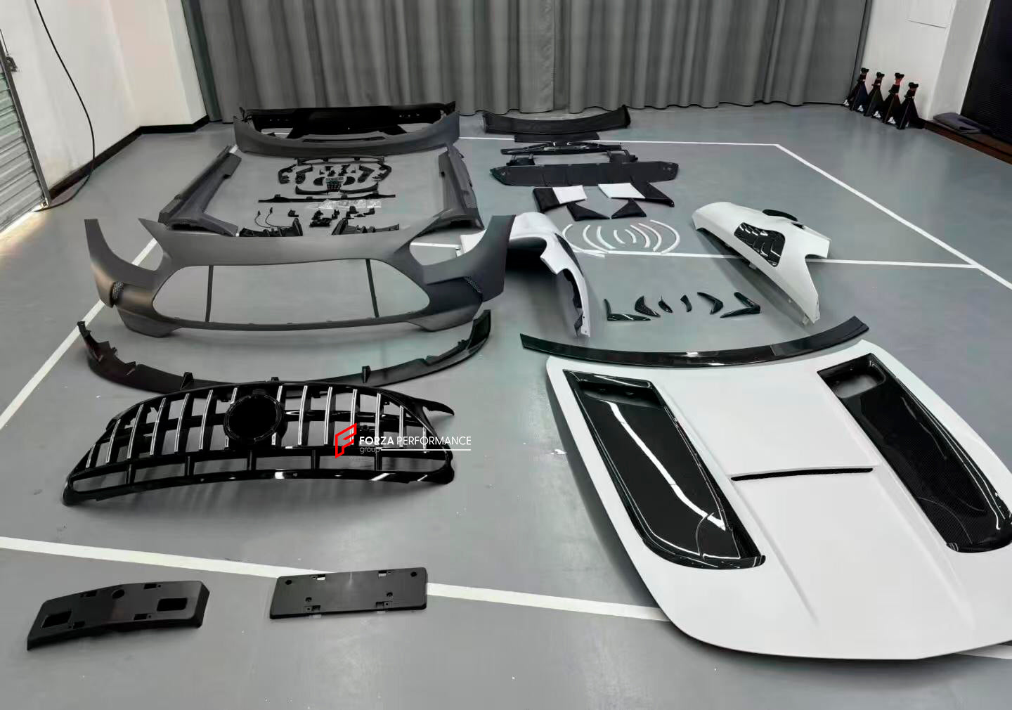 CONVERSION BODY KIT for MERCEDES BENZ AMG GT to BLACK SERIES
Set includes:
Front Bumper
Front lip
Front grille
Front fenders
Front fender trims
Side skirts
Hood | Bonnet
Rear bumper assembly
Rear canards
Material: Dry carbon with Plastic