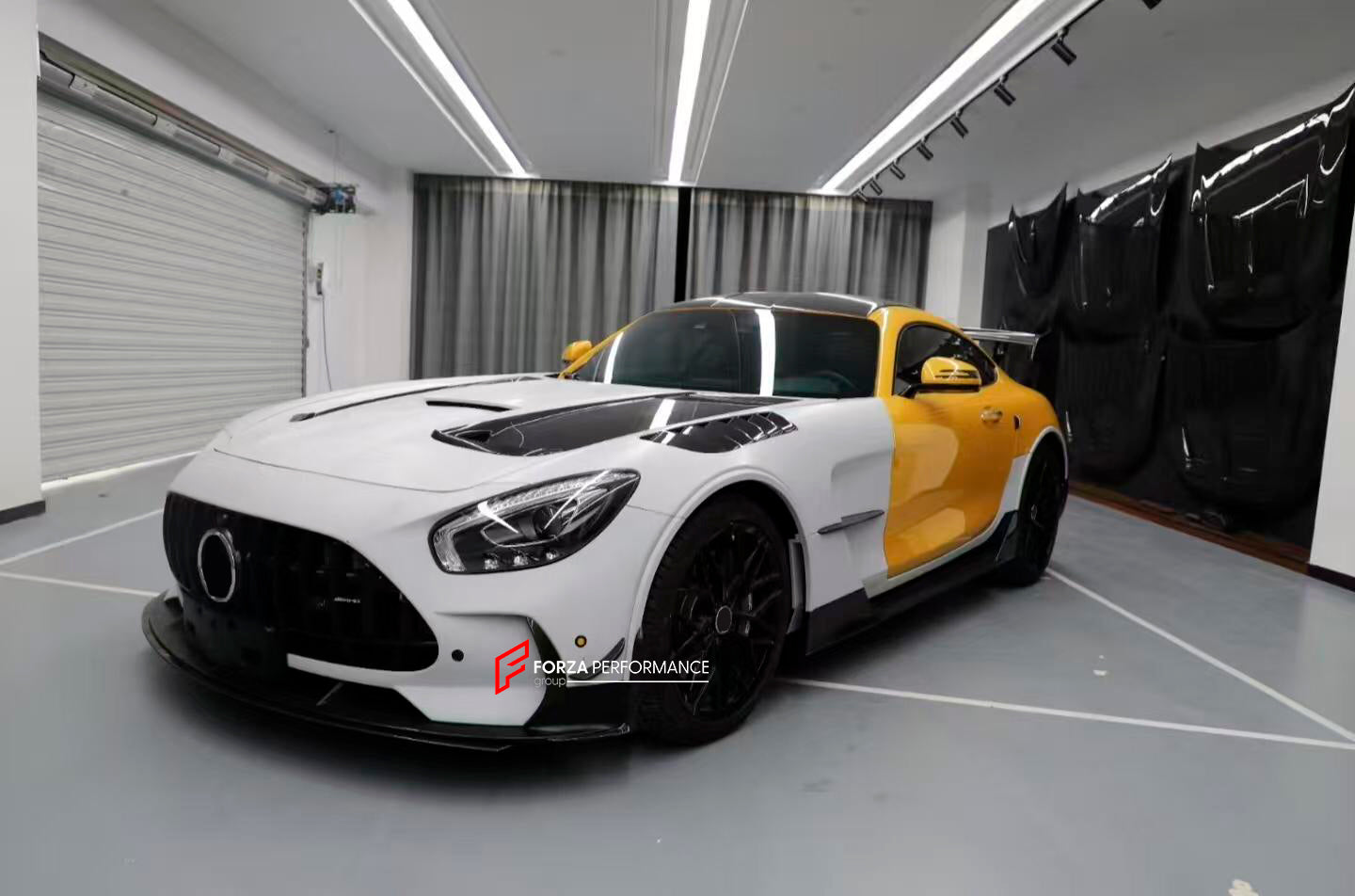 CONVERSION BODY KIT for MERCEDES BENZ AMG GT to BLACK SERIES
Set includes:
Front Bumper
Front lip
Front grille
Front fenders
Front fender trims
Side skirts
Hood | Bonnet
Rear bumper assembly
Rear canards
Material: Dry carbon with Plastic