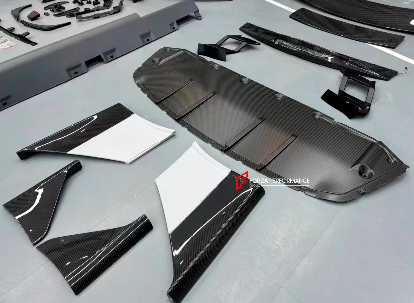 CONVERSION BODY KIT for MERCEDES BENZ AMG GT to BLACK SERIES
Set includes:
Front Bumper
Front lip
Front grille
Front fenders
Front fender trims
Side skirts
Hood | Bonnet
Rear bumper assembly
Rear canards
Material: Dry carbon with Plastic