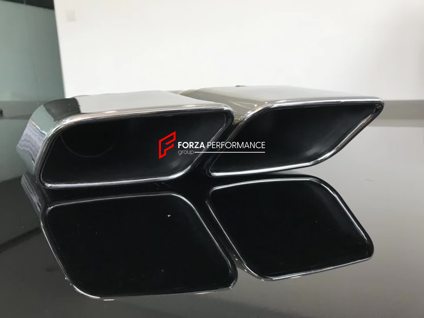 SQ7 STYLE EXHAUST TIPS for AUDI Q7 4M 2015 - 2019  Set includes:  Exhaust Tips
