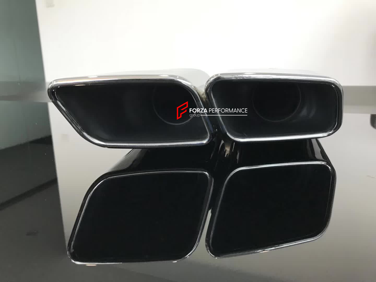 SQ7 STYLE EXHAUST TIPS for AUDI Q7 4M 2015 - 2019  Set includes:  Exhaust Tips