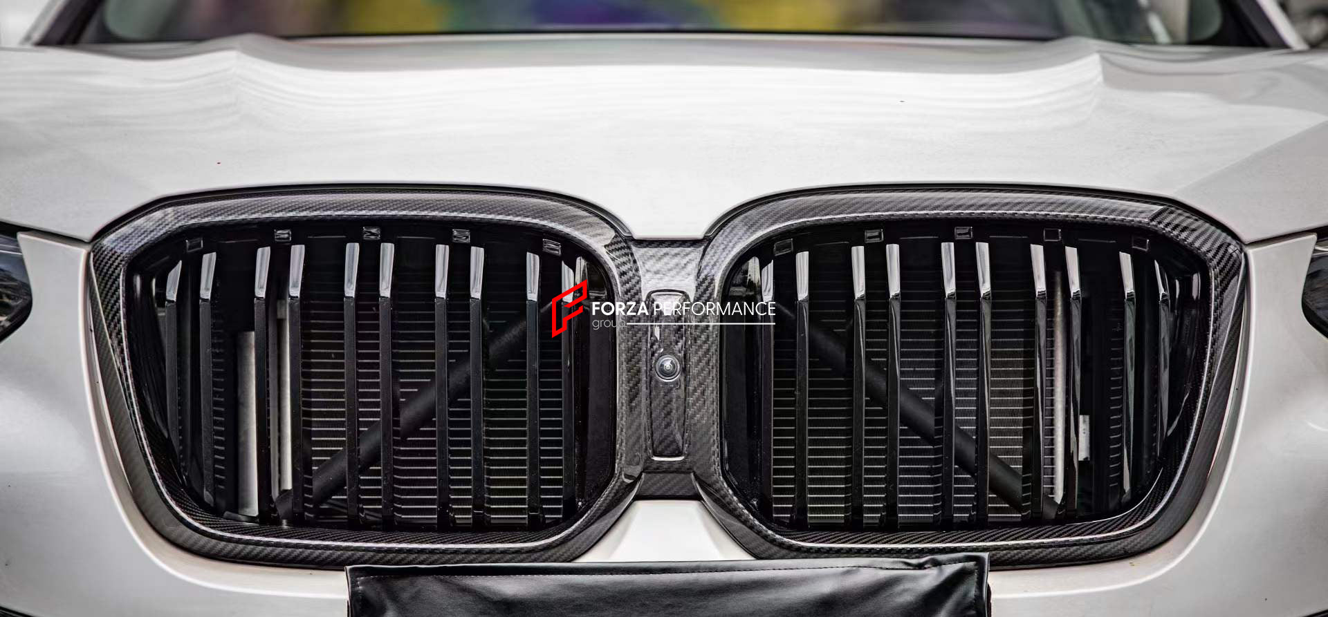 AUTHENTIC SOOQOO DRY CARBON BODY KIT FOR BMW X3 G01 LCI 2021+ iX-3 G08 2022+
Set includes:
Front Lip
Front Grille
Front Lights
Side Air Vent
Side Skirts
Charging Cover (for BMW iX-3)
Mirror Covers
Rear Diffuser
Rear Canards
Rear Roof Spoiler
Rear Middle Spoiler
Material: Dry Carbon
NOTE: Professional installation is required
Payment ►
Visa
Mastercard
PayPal with a credit card (add 4.4% at checkout)
Payoneer
Cryptocurrency
Shipment ►
By express DHL/UPS/TNT/FedEx
To the local international airport
Sp