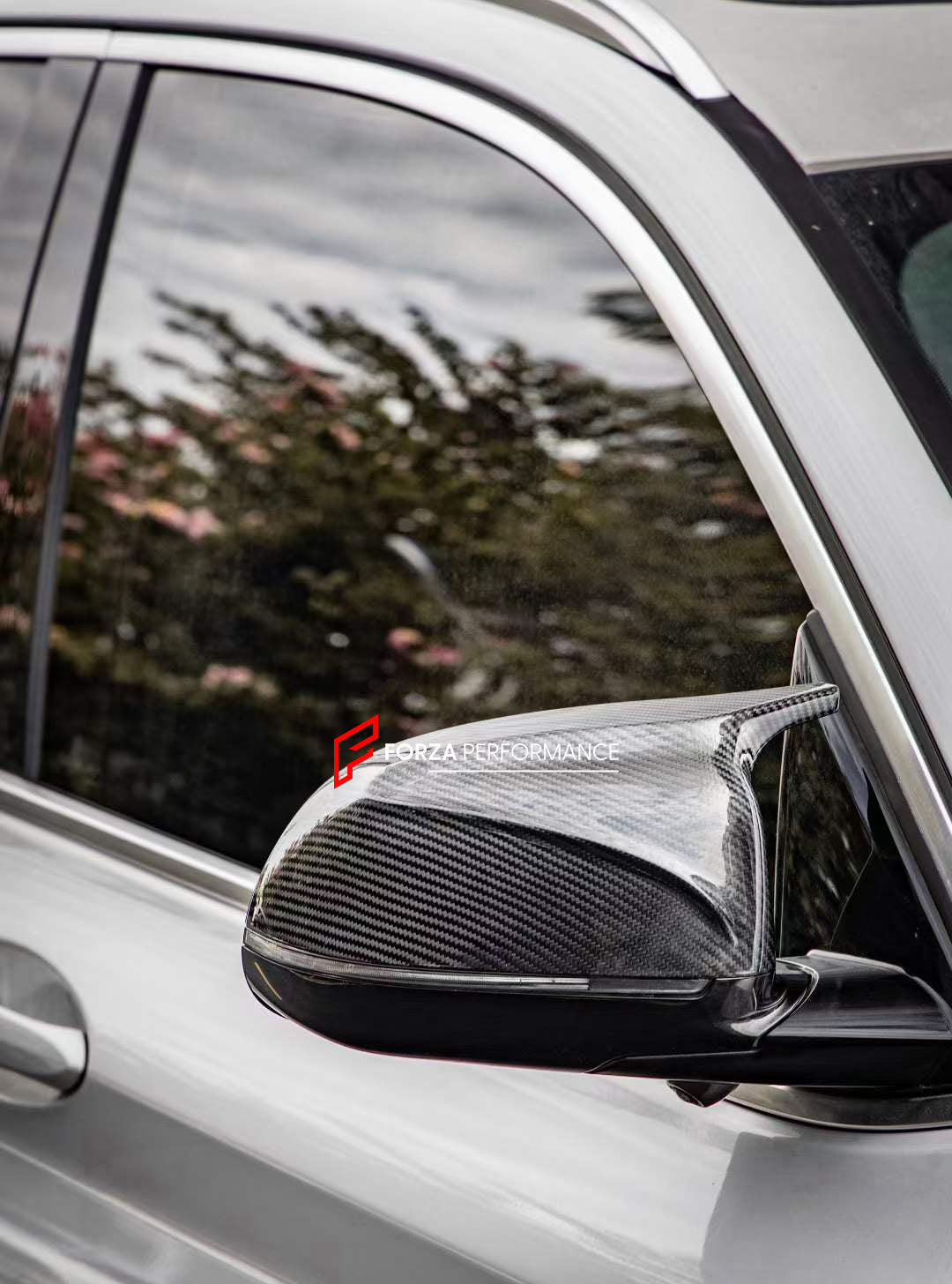 AUTHENTIC SOOQOO DRY CARBON BODY KIT FOR BMW X3 G01 LCI 2021+ iX-3 G08 2022+
Set includes:
Front Lip
Front Grille
Front Lights
Side Air Vent
Side Skirts
Charging Cover (for BMW iX-3)
Mirror Covers
Rear Diffuser
Rear Canards
Rear Roof Spoiler
Rear Middle Spoiler
Material: Dry Carbon
NOTE: Professional installation is required
Payment ►
Visa
Mastercard
PayPal with a credit card (add 4.4% at checkout)
Payoneer
Cryptocurrency
Shipment ►
By express DHL/UPS/TNT/FedEx
To the local international airport
Sp