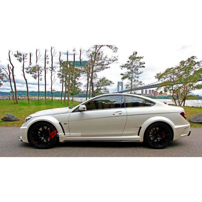 BODY KIT for MERCEDES BENZ C CLASS AMG W204 C63 2008 - 2014
Set includes:
Front Bumper Assembly
Front Bumper Trims
Front Fenders
Side Skirts
Rear Fenders Quarter Panels
Rear Bumper
Material: Fiberglass
Note: Professional installation is required
Payment ►
Visa
Mastercard
PayPal with a credit card (add 4.4% at checkout)
Payoneer
Cryptocurrency
Shipment ►
By express DHL/UPS/TNT/FedEx
To the local international airport
Special line by air
Special line by the sea
To Europe and the UK by train
Please let u