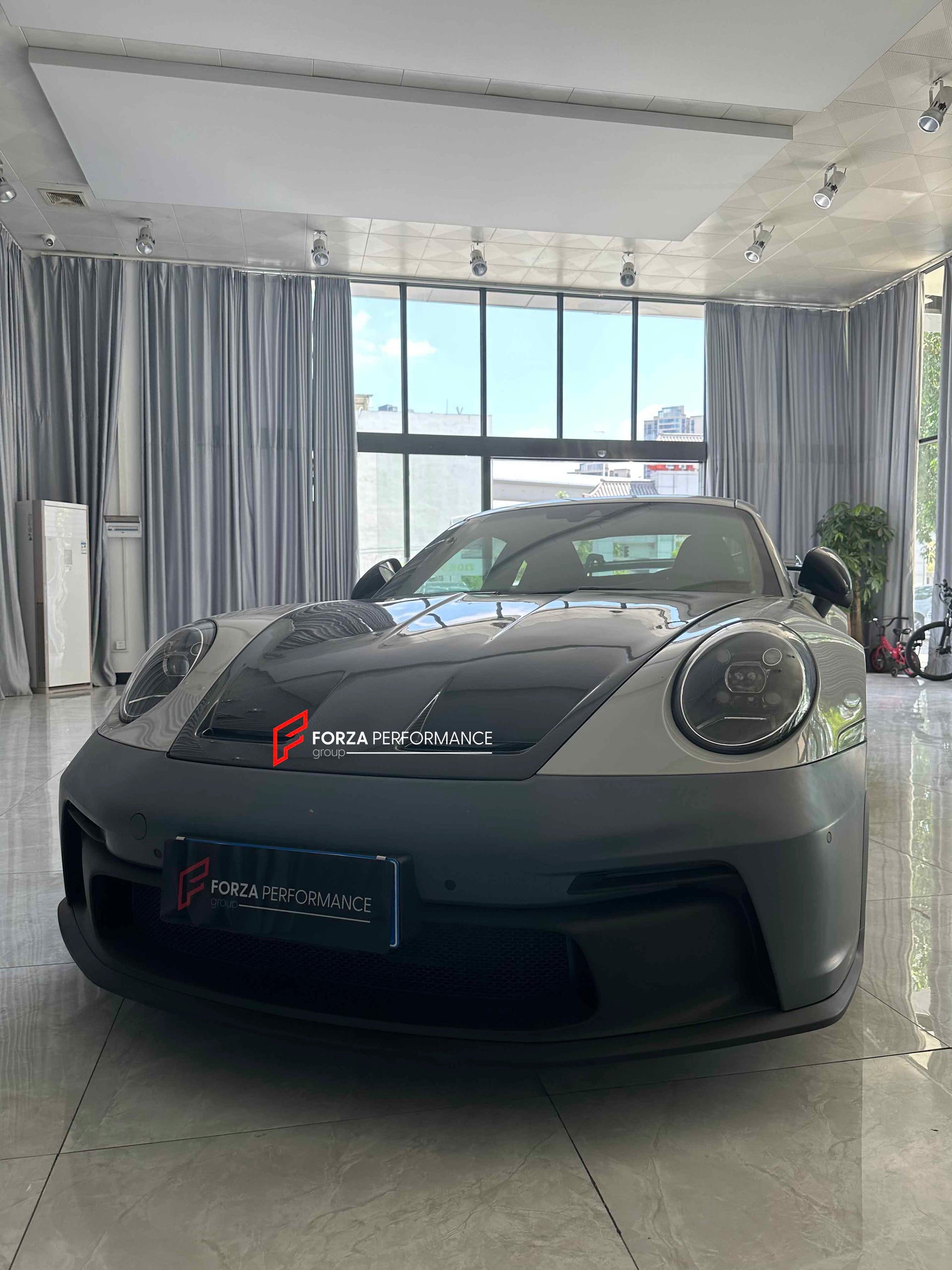 GT3 DRY CARBON BODY KIT FOR PORSCHE 911 GT3 992