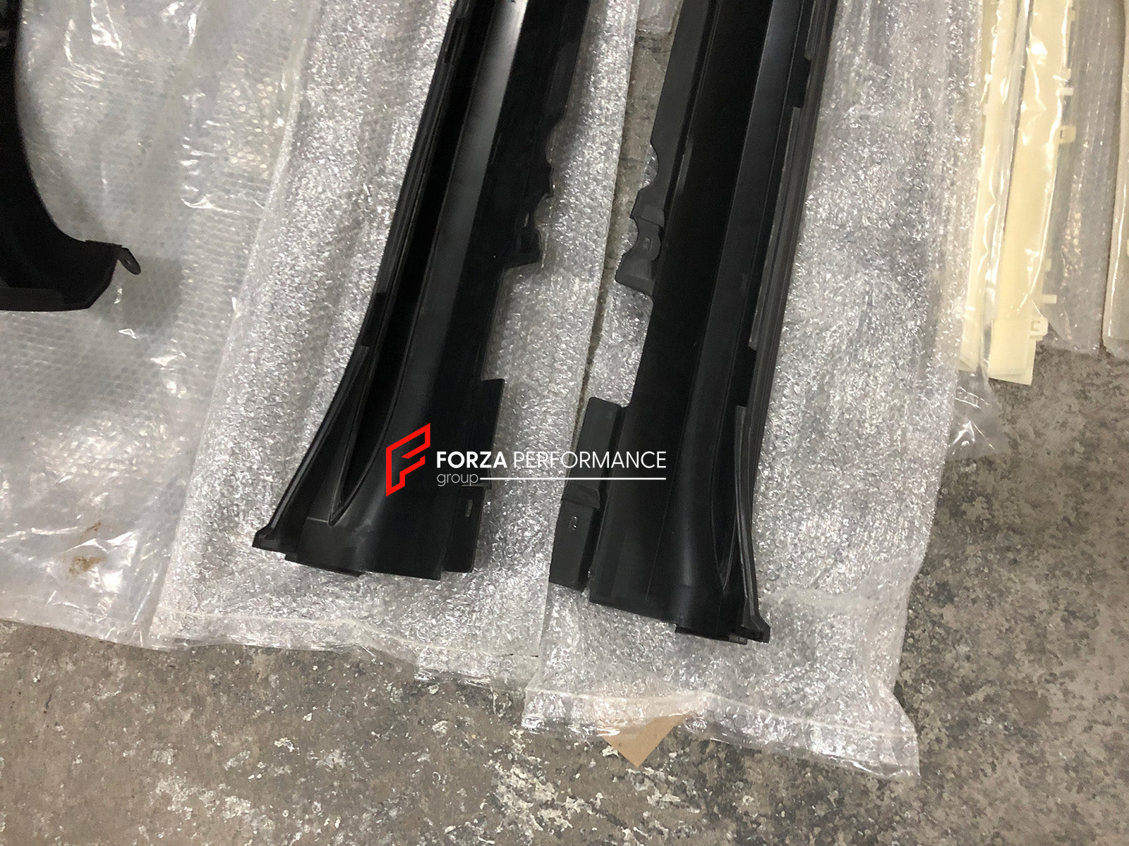 BODY KIT FOR PORSCHE MACAN 2014-2017 UPGRADE TO TKT&TURBO STYLE