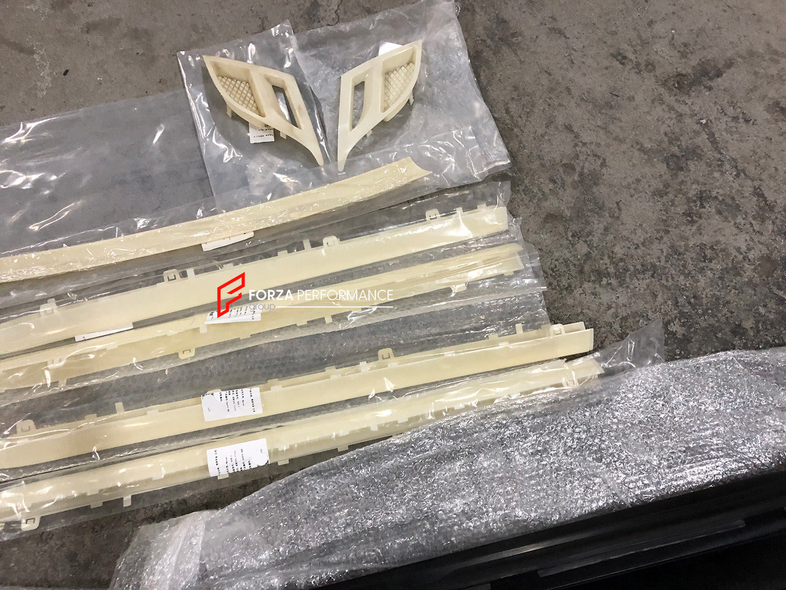 BODY KIT FOR PORSCHE MACAN 2014-2017 UPGRADE TO TKT&TURBO STYLE