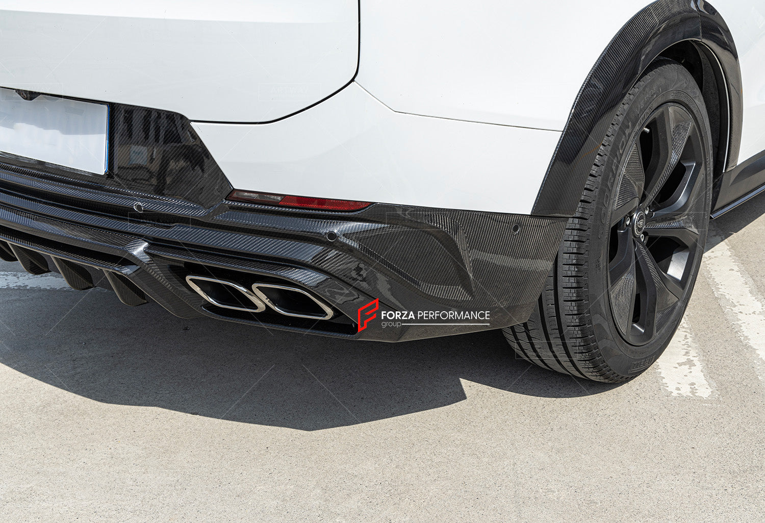 CARBON BODY KIT for LAND ROVER RANGE ROVER SPORT L461 2022+
Set includes:
Front Lip
Front Air Vent Trims
Front Grille
Fender Flares
Side Mirror Covers
Side Skirts
Roof Spoiler
Lip Spoiler
Rear Bumper
Material: Carbon Fiber
Note: Each part can be sent separately. If you need, please contact us.
Payment ►
Visa
Mastercard
PayPal with a credit card (add 4.4% at checkout)
Payoneer
Cryptocurrency
Shipment ►
By express DHL/UPS/TNT/FedEx
To the local international airport
Special line by air
Special line by th