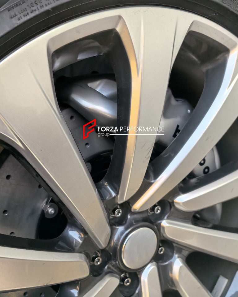 CARBON CERAMIC BIG BRAKE KIT for LAND ROVER RANGE ROVER L460 2020+
Forza Performance Group offers various types of big brake kits, all types of aftermarket brake calipers, as well as genuine original brands of all types, such as AP Racing, Brembo, Akebono, AMG, M Performance, Audi, Porsche, Lamborghini, Toyota TRD, etc.
Material: Carbon Ceramic
Current set includes:
2x Authentic Brembo BM8 8 Pot Front Brake Calipers
2x Authentic Brembo BM4 4 pot Rear Brake Calipers
2x Authentic Brembo Electronic Parking