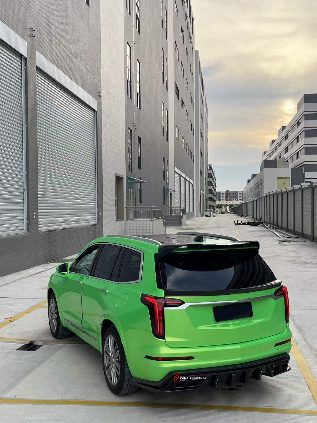 CARBON FIBER BODY KIT FOR CADILLAC XT6 2019+