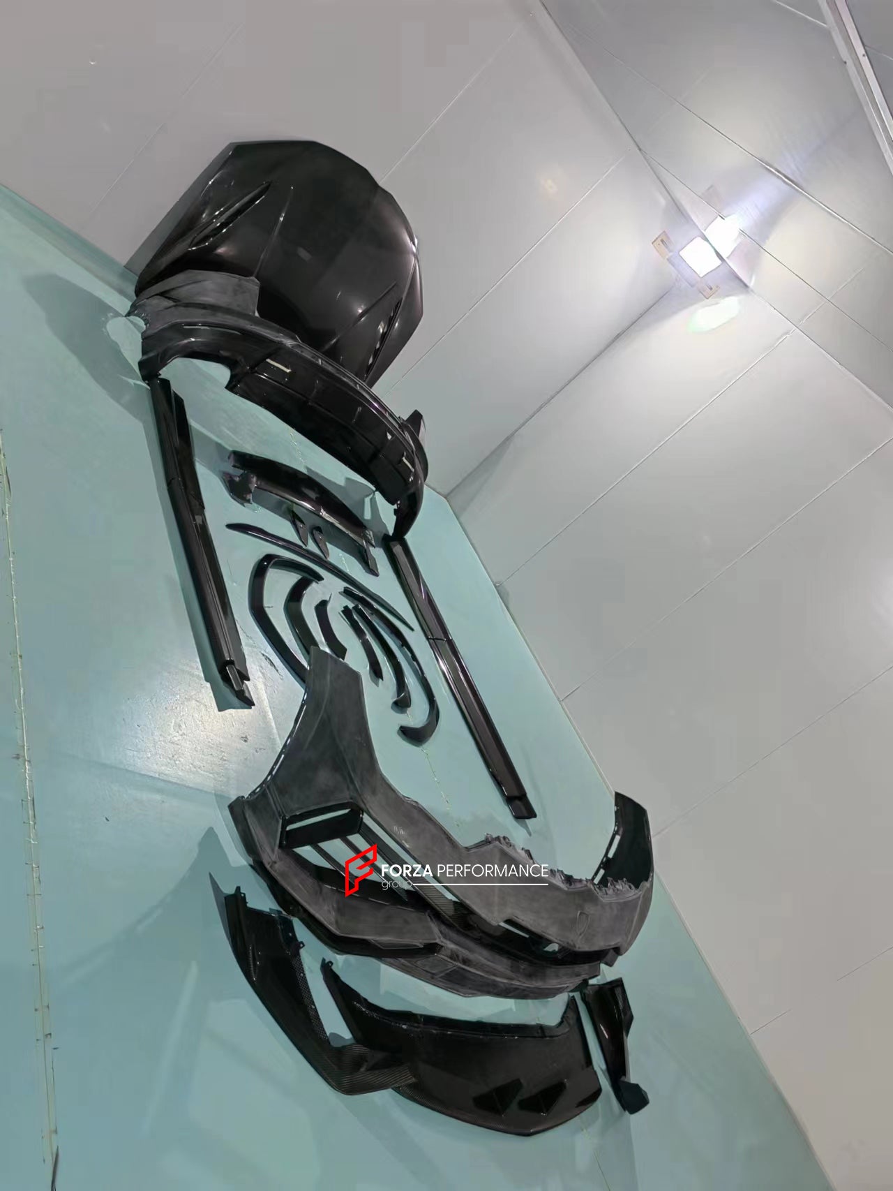 CONVERSION BODY KIT FOR LAMBORGHINI URUS UPGRADE TO PERFOMANTE  Set includes:  Front bumper assembly Front Lip Hood/Bonnet Mirror Covers Side Skirts Side fender flares Rear bumper assembly Rear canards Rear Diffuser