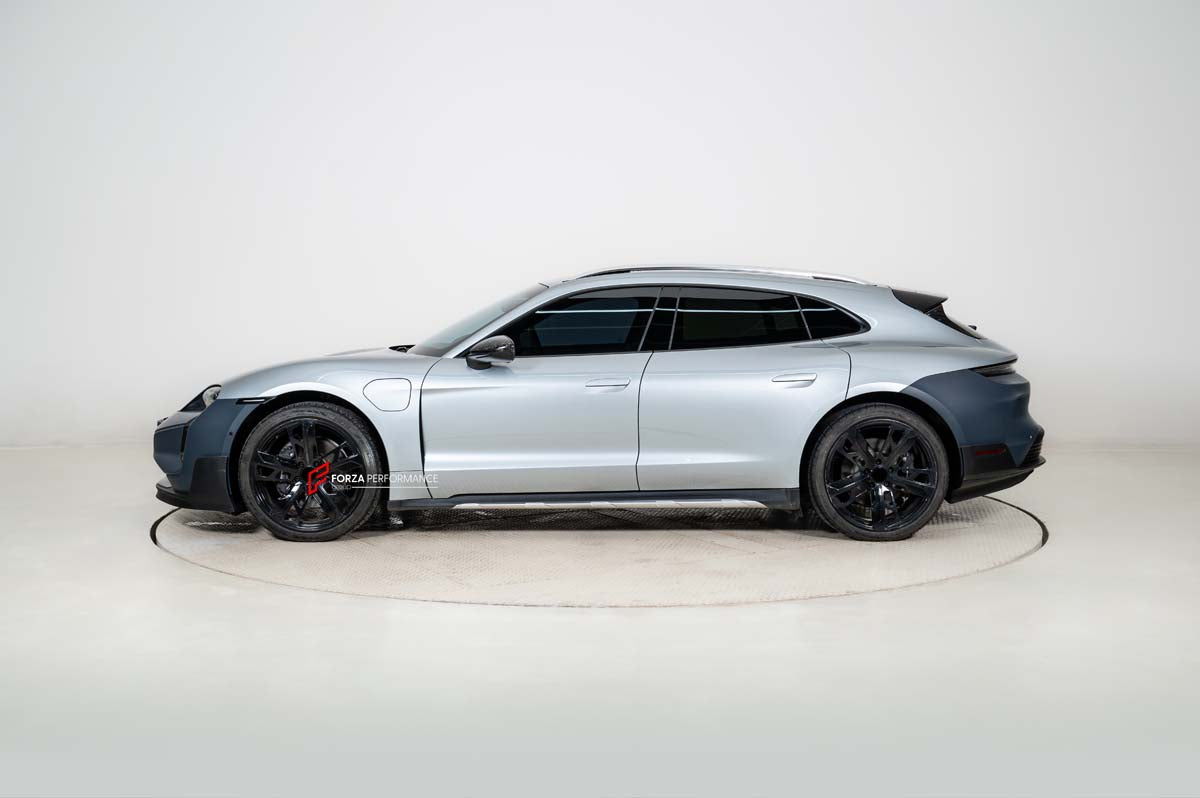 CONVERSION BODY KIT for PORSCHE TAYCAN J1.1 2020-2024 SPORT TURISMO UPGRADE to PORSCHE TAYCAN J1.2 TURBO GT 2025+ FACELIFT
Set includes:
Front Lip
Front Bumper
Side Skirts
Rear Bumper
Rear Diffuser
Material: Plastic
Note: Professional installation is required