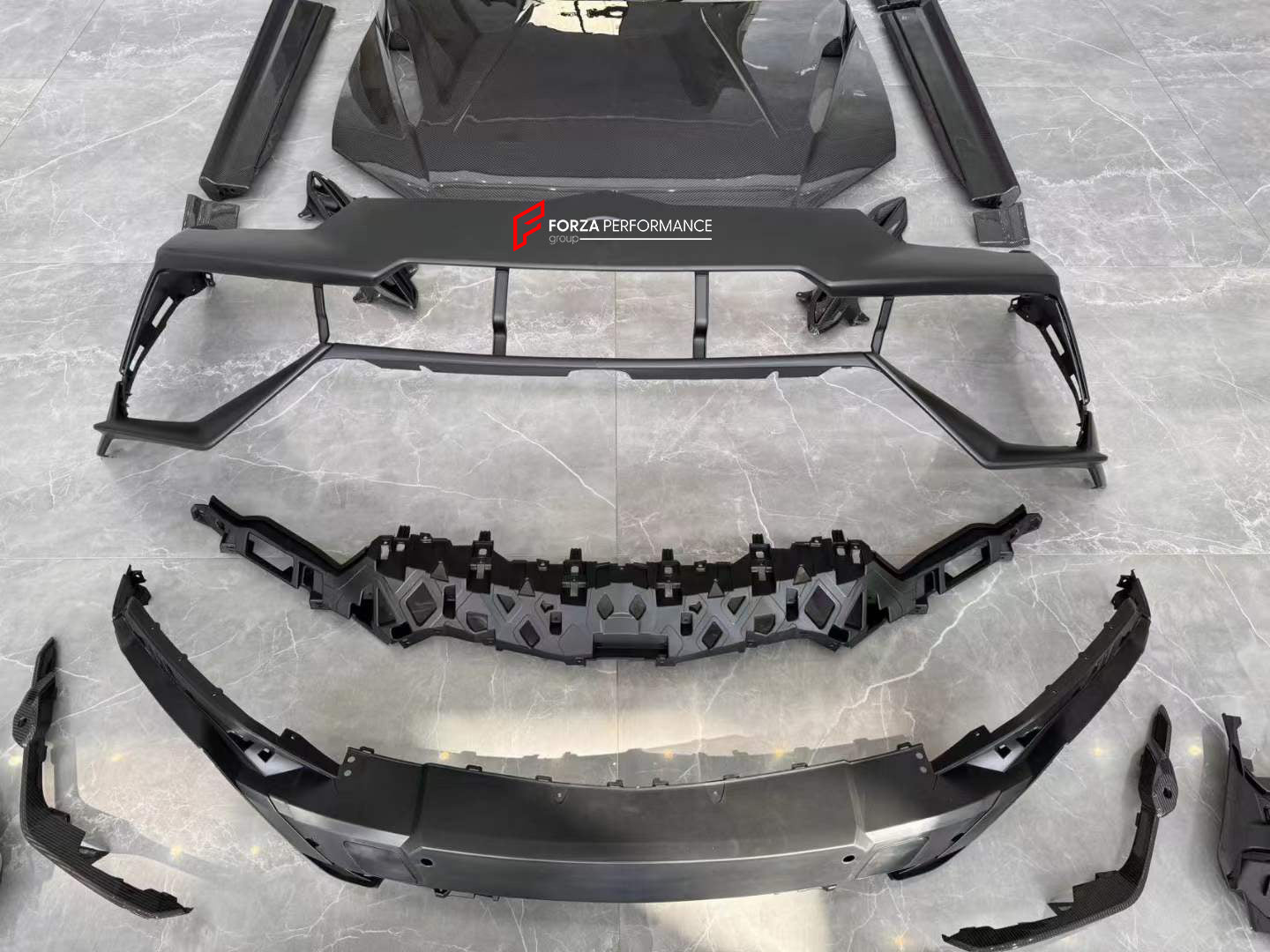 CONVERSION UPGRADE  FACELIFT OLD TO NEW PLASTIC AND DRY CARBON BODY KIT FOR LAMBORGHINI URUS 2018-2022 UPGRADE TO PERFORMANTE 2023 STYLE