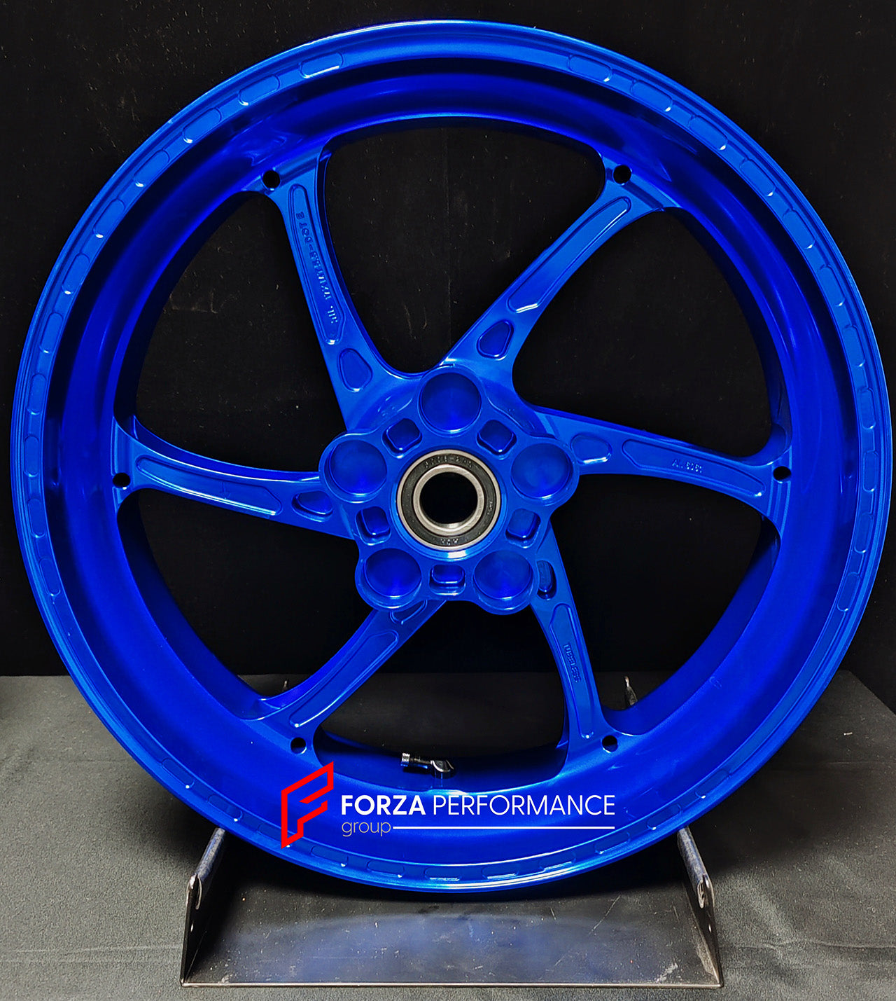 We manufacture premium quality forged motorcycle wheels rims for KAWASAKI ZX6R in any design, size, color.
Wheel sizes (motorcycle spec):
Front: 3.5 x 17
Rear: 5.5 x 17
Weight:
Front: 3.85 kg (8.48 lbs)
Rear: 4.95 kg (10.91 lbs)
Finishing: Gloss Blue
Forza Performance Group engineers and manufactures each forged motorcycle wheel individually per order. This ensures precise fitment, uncompromised strength, and unique styling. Whether for racing, touring, or daily use — our wheels are built for both