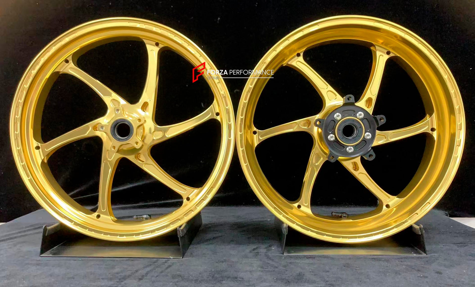 We manufacture premium quality forged motorcycle wheels rims for KTM 790 890 in any design, size, color.
Wheel sizes (motorcycle spec):
Front: 3.5 x 17
Rear: 5.5 x 17
Weight:
Front: 3.25 kg (7.16 lbs)
Rear: 4.65 kg (10.25 lbs)
Finishing: Gloss Gold
Forza Performance Group engineers and manufactures each forged motorcycle wheel individually per order. This ensures precise fitment, uncompromised strength, and unique styling. Whether for racing, touring, or daily use — our wheels are built for both pe