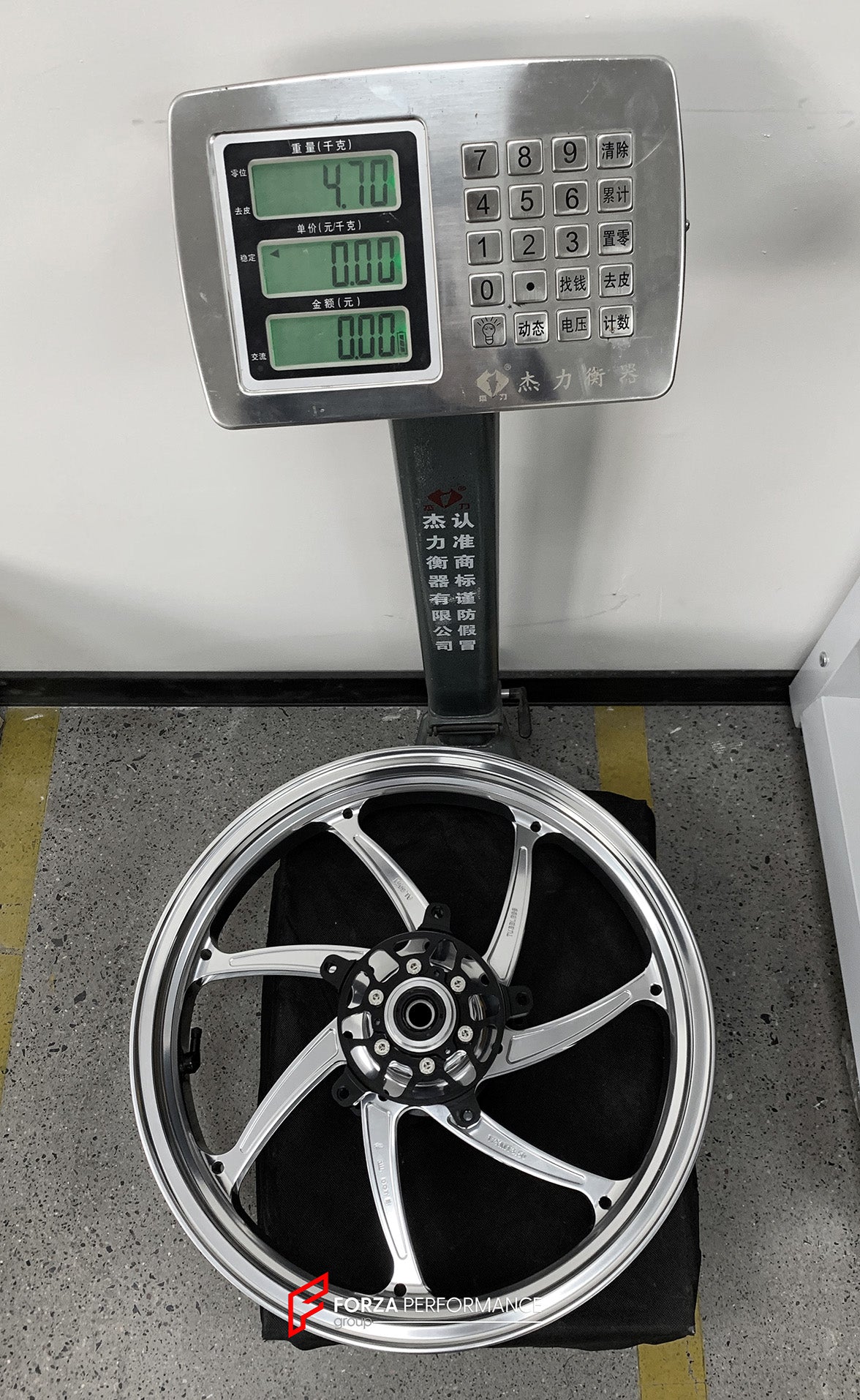 We manufacture premium quality forged motorcycle wheels rims for KAWASAKI ZX4R ZX4RSE in any design, size, color.
Wheel sizes (motorcycle spec):
Front: 3.5 x 17
Rear: 4.5 x 17
Weight:
Front: 4.7 kg (10.36 lbs)
Rear: 4.85 kg (10.69 lbs)
Finishing: Gloss Silver
Forza Performance Group engineers and manufactures each forged motorcycle wheel individually per order. This ensures precise fitment, uncompromised strength, and unique styling. Whether for racing, touring, or daily use — our wheels are built