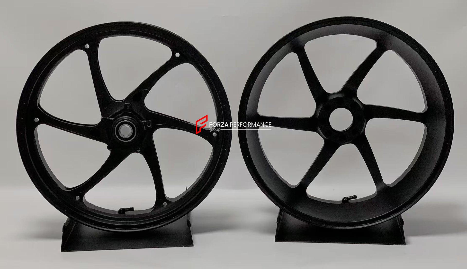 We manufacture premium quality forged motorcycle wheels rims for MV AGUSTA in any design, size, color.
Wheel sizes (motorcycle spec):
Front: 3.5 x 17
Rear: 5.5 x 17
Weight:
Front: 3.7 kg (8.16 lbs)
Rear: 3.65 kg (8.05 lbs)
Finishing: Matt Black
Forza Performance Group engineers and manufactures each forged motorcycle wheel individually per order. This ensures precise fitment, uncompromised strength, and unique styling. Whether for racing, touring, or daily use — our wheels are built for both perfor