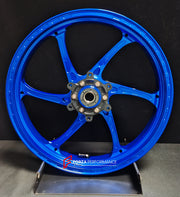 We manufacture premium quality forged motorcycle wheels rims for QJMOTOR in any design, size, color.
Wheel sizes (motorcycle spec):
Front: 3.5 x 17
Rear: 6 x 17
Weight:
Front: 4.25 kg (9.37 lbs)
Rear: 4.85 kg (10.69 lbs)
Finishing: Gloss Blue
Forza Performance Group engineers and manufactures each forged motorcycle wheel individually per order. This ensures precise fitment, uncompromised strength, and unique styling. Whether for racing, touring, or daily use — our wheels are built for both performa