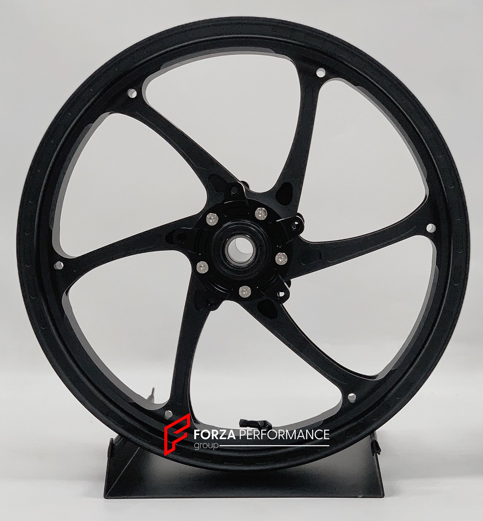 We manufacture premium quality forged motorcycle wheels rims for SUZUKI HAYABUSA in any design, size, color.
Wheel sizes (motorcycle spec):
Front: 3.5 x 17
Rear: 6 x 17
Weight:
Front: 4.25 kg (9.37 lbs)
Rear: 5.05 kg (11.13 lbs)
Finishing: Matt Black
Forza Performance Group engineers and manufactures each forged motorcycle wheel individually per order. This ensures precise fitment, uncompromised strength, and unique styling. Whether for racing, touring, or daily use — our wheels are built for both